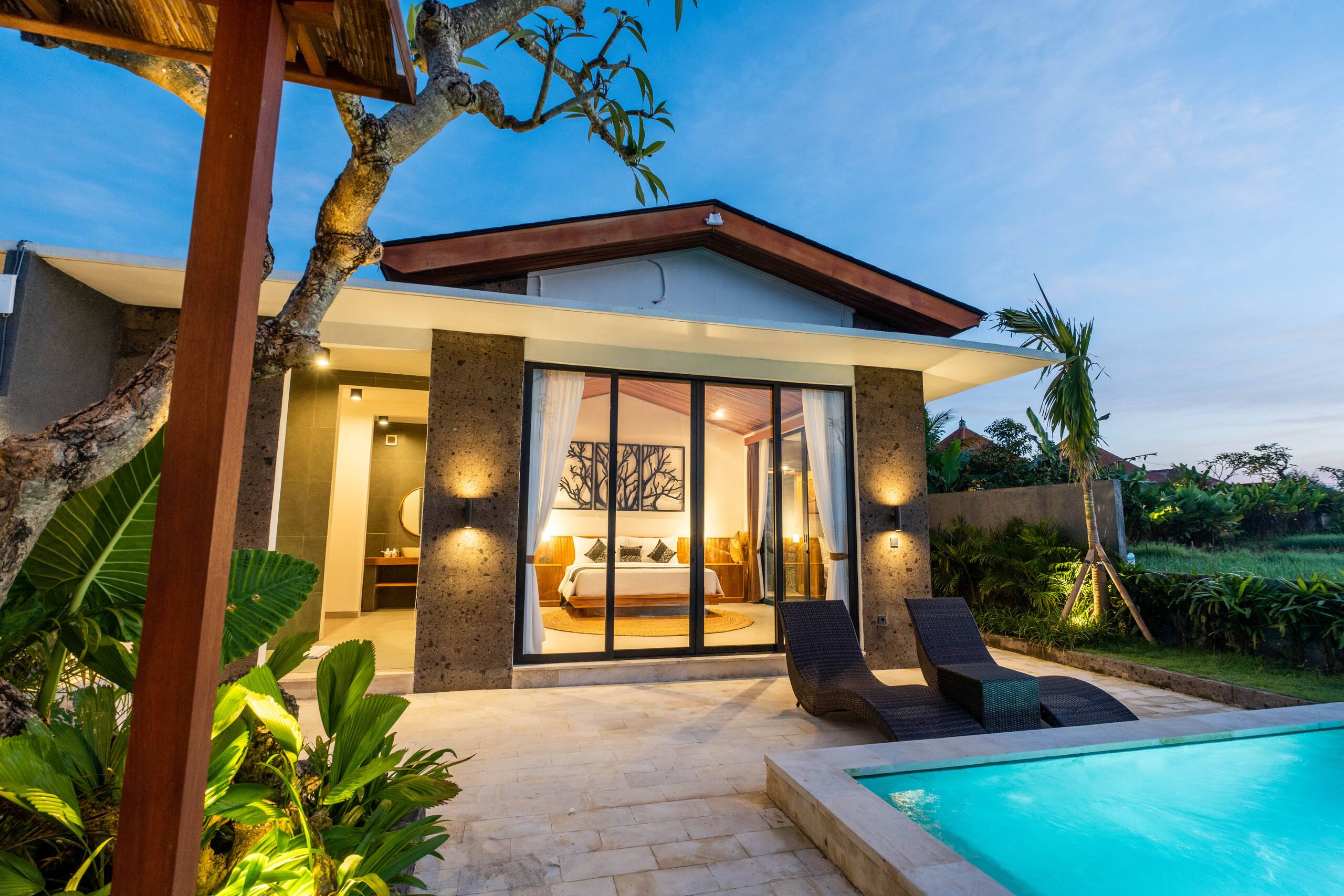 luxury 1 bed room private pool villa at Sebatu — photo 4
