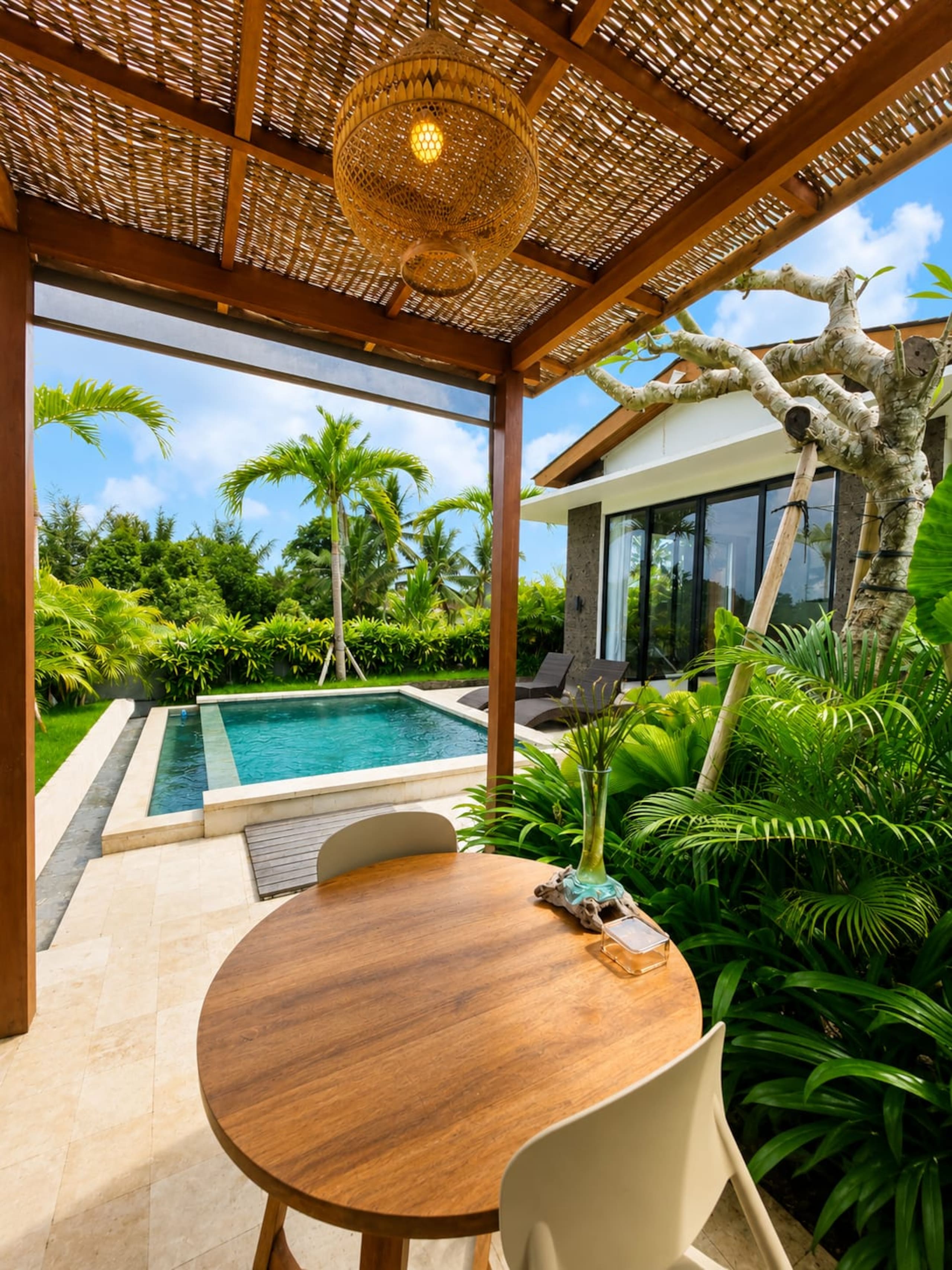 luxury 1 bed room private pool villa at Sebatu — photo 3