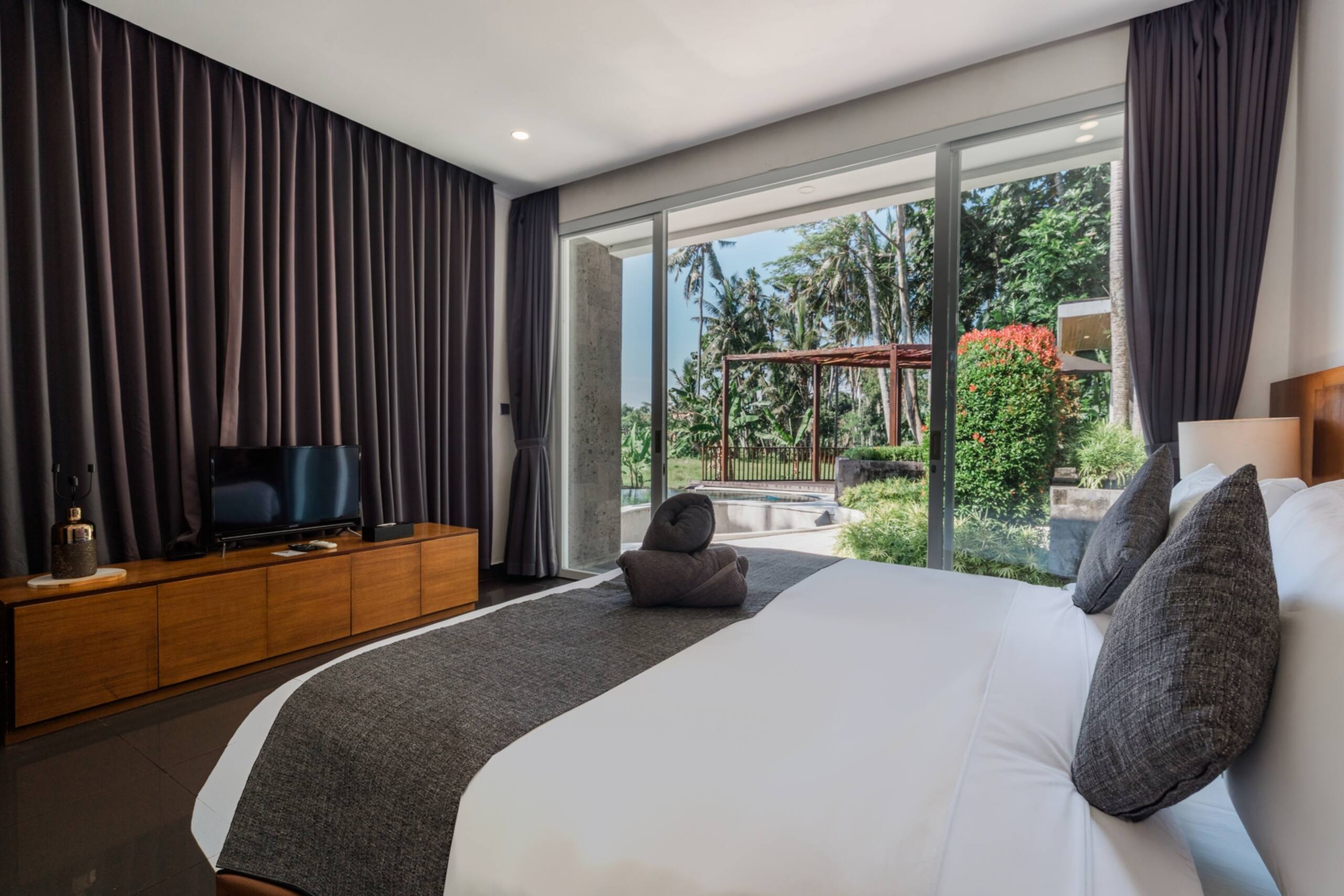 Ubud 3BR Villa Private Pool & Rice Field Views 16