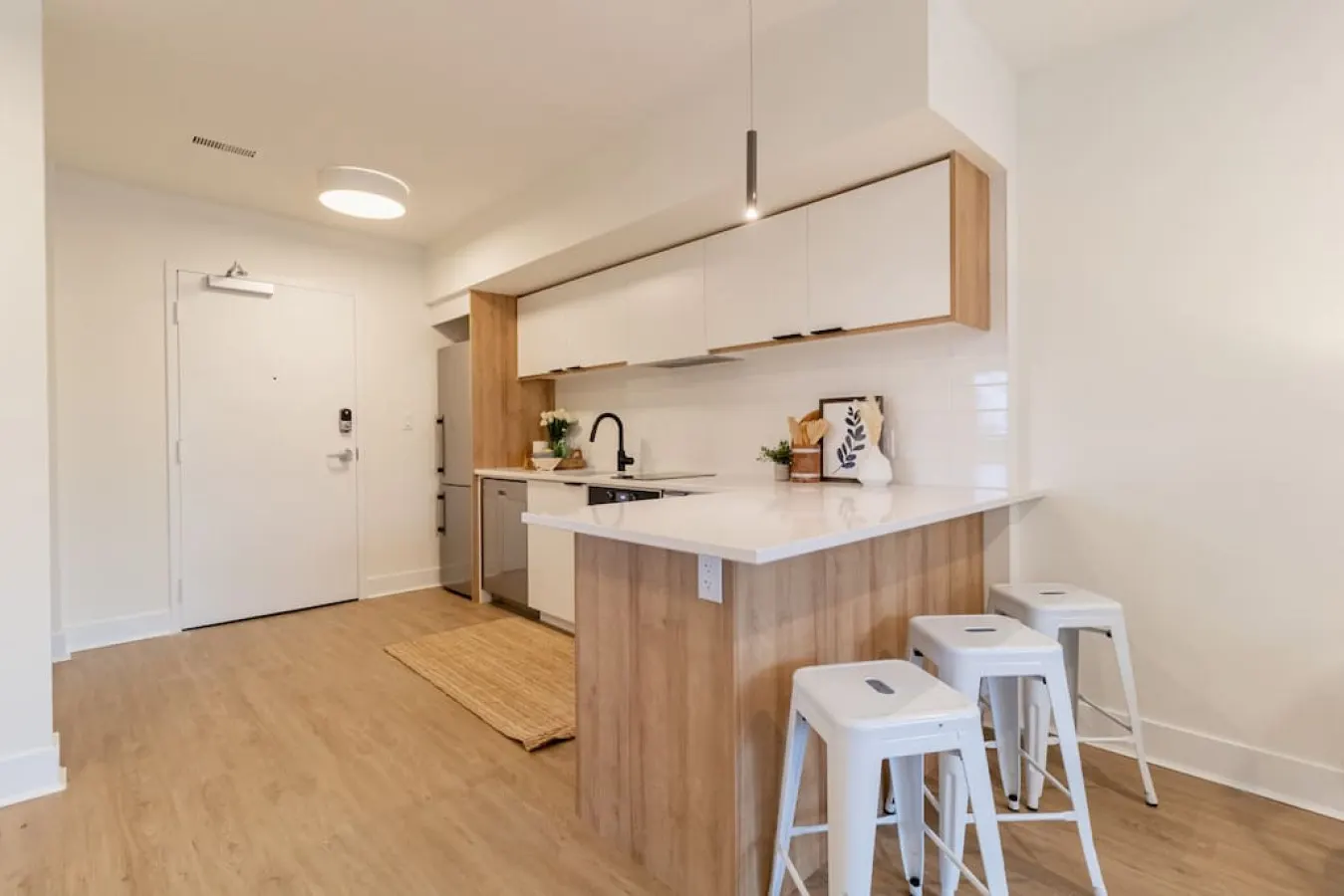 Sandbar Room 306 · The Bend Condo on Main Strip - The Sandbar 306 — photo 4