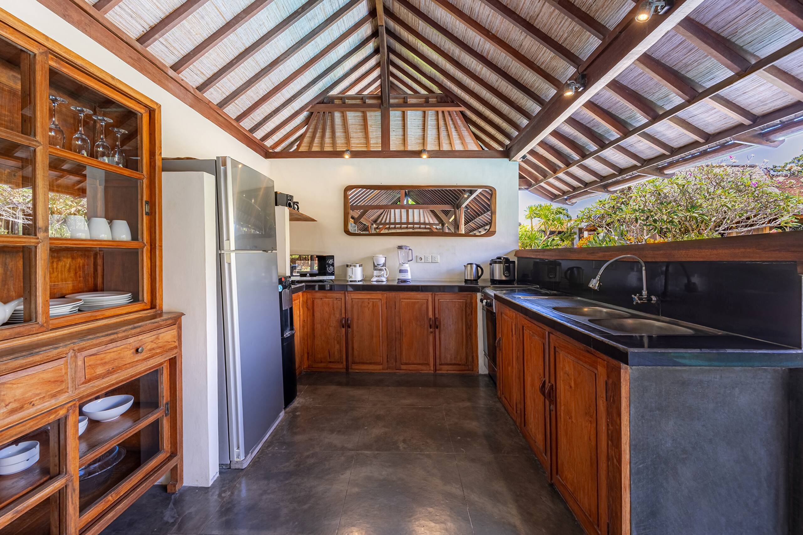 Central Canggu, 5 minutes from Echo Beach / La Brisa 11