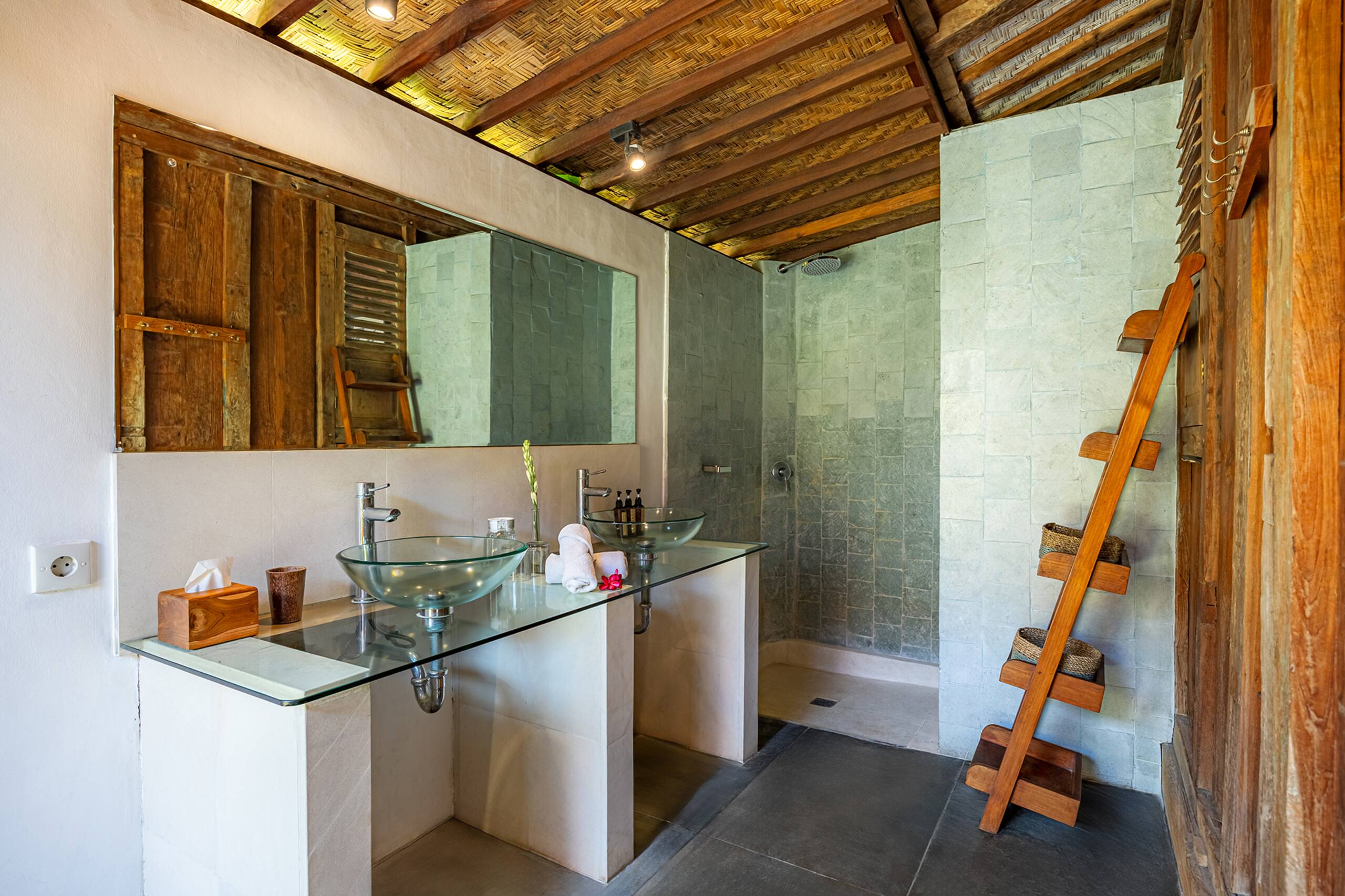 Central Canggu, 5 minutes from Echo Beach / La Brisa 32