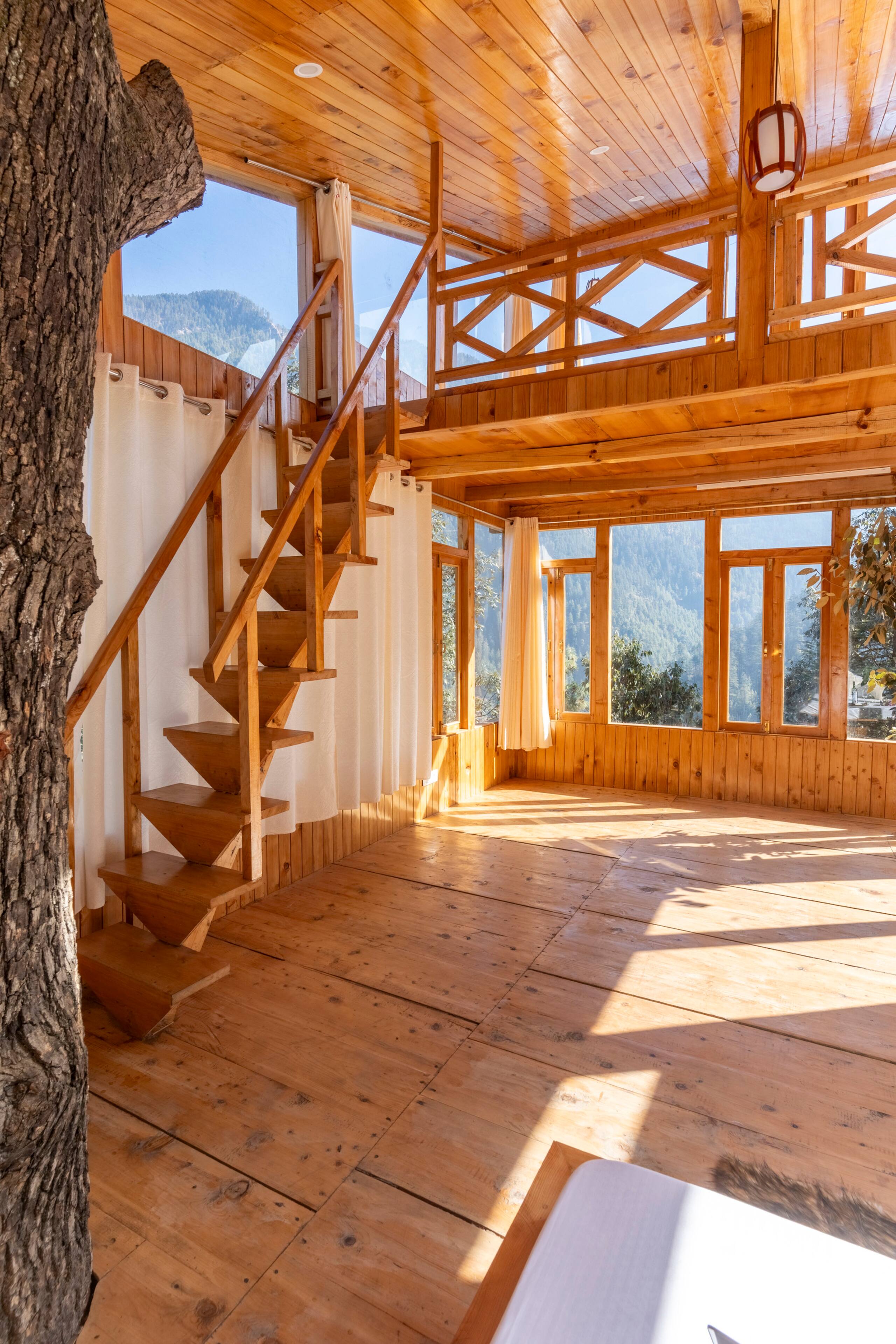 Treehouse Sunshine Retreat, Jibhi 8