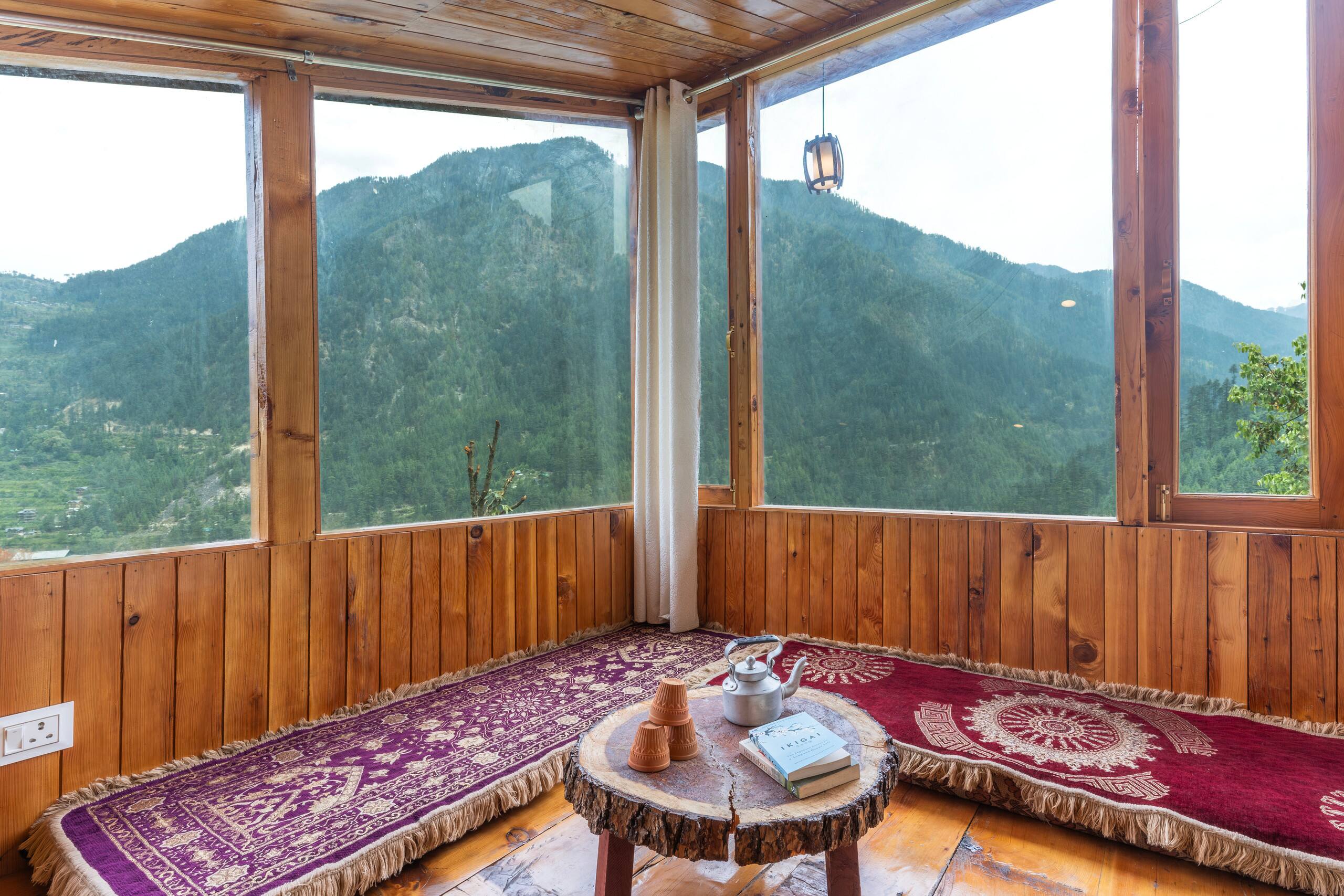 Treehouse Sunshine Retreat, Jibhi 32
