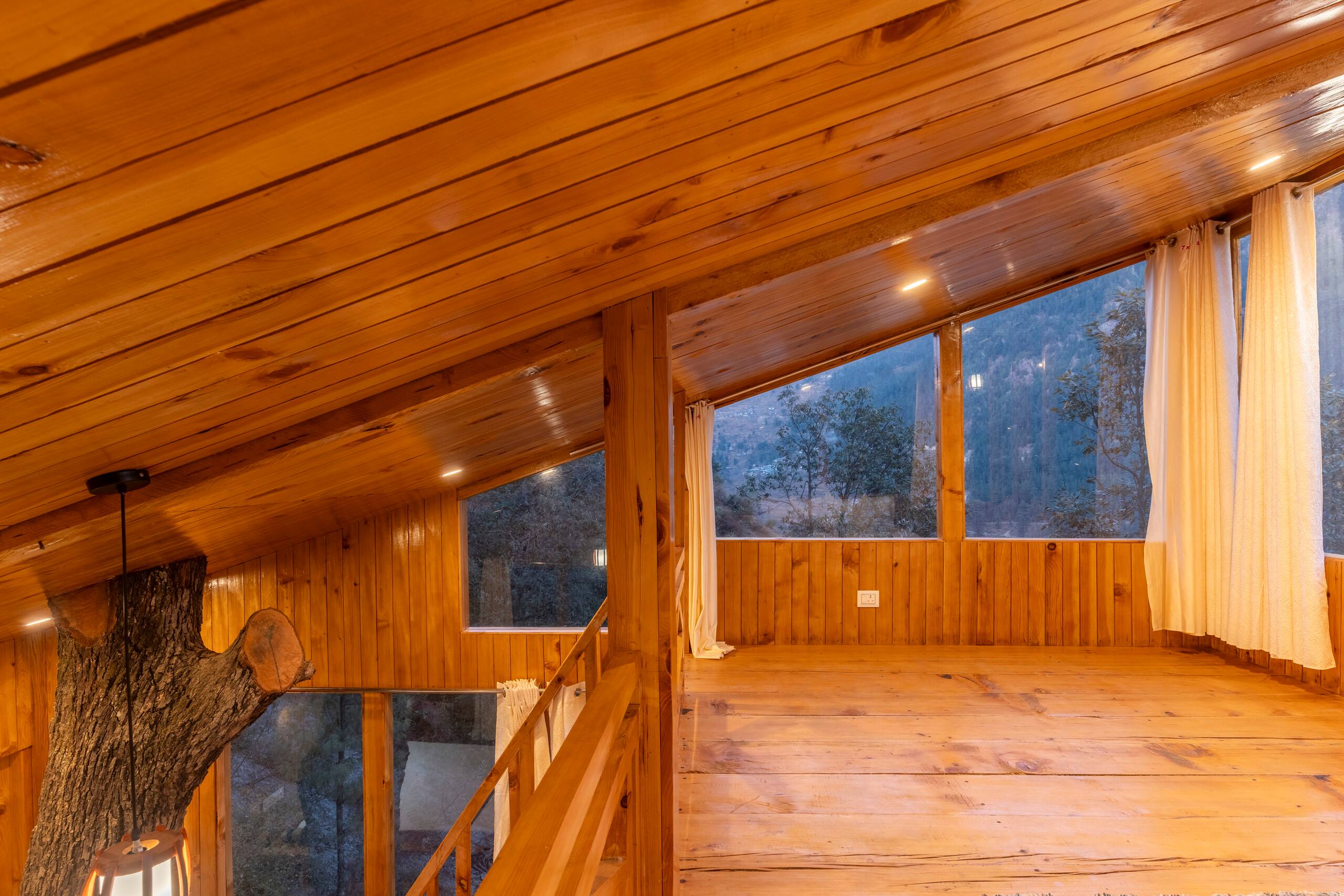 Treehouse Sunshine Retreat, Jibhi 24