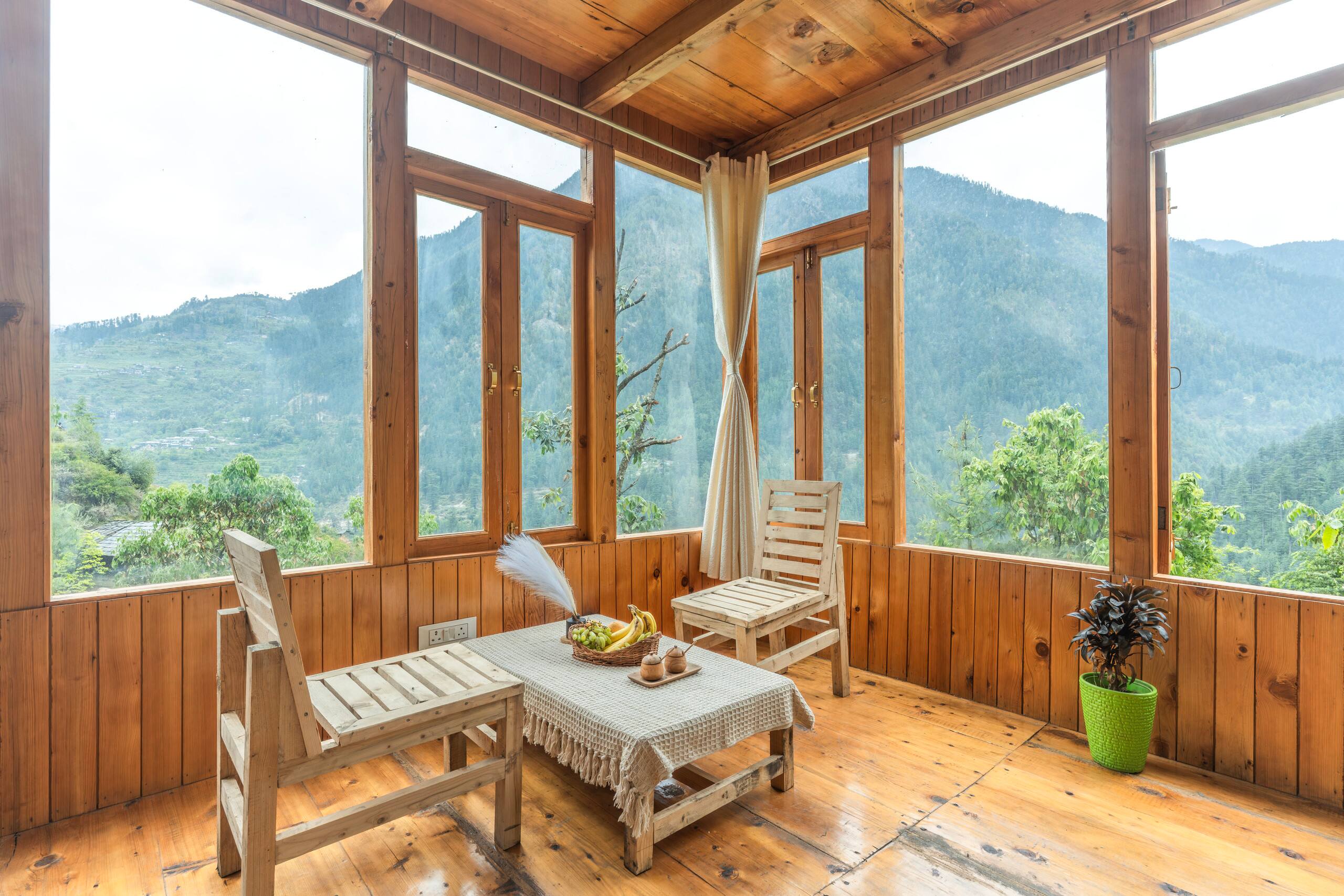 Treehouse Sunshine Retreat, Jibhi 35