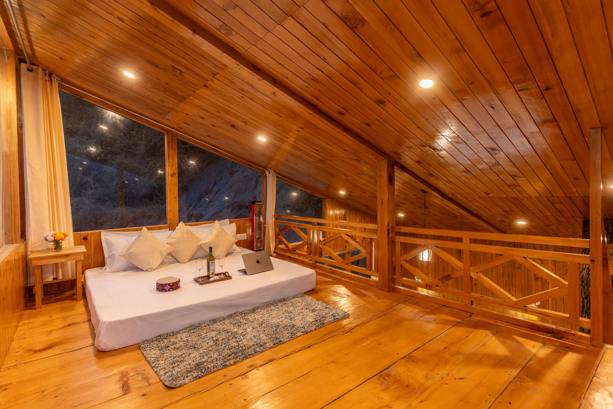 Treehouse Sunshine Retreat, Jibhi 16