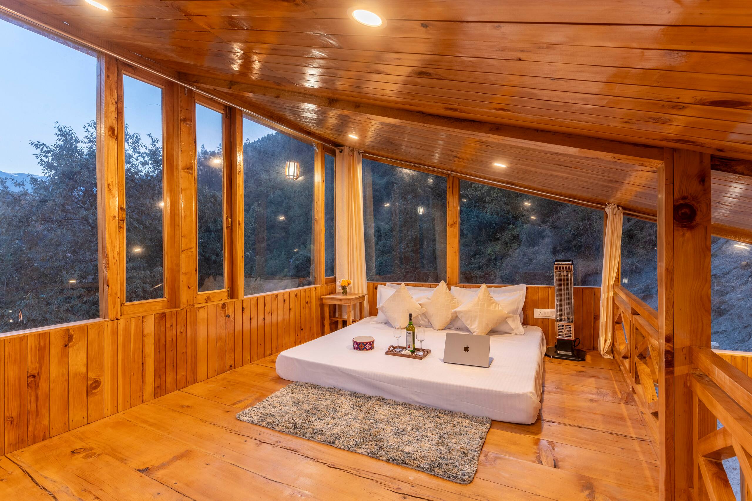 Treehouse Sunshine Retreat, Jibhi 18
