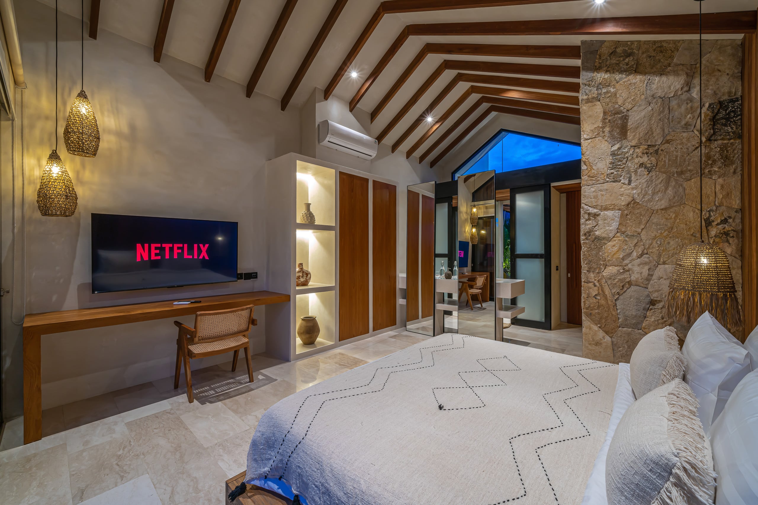 2BR Chic Tropical Villa• Minutes to Bingin Beaches 21