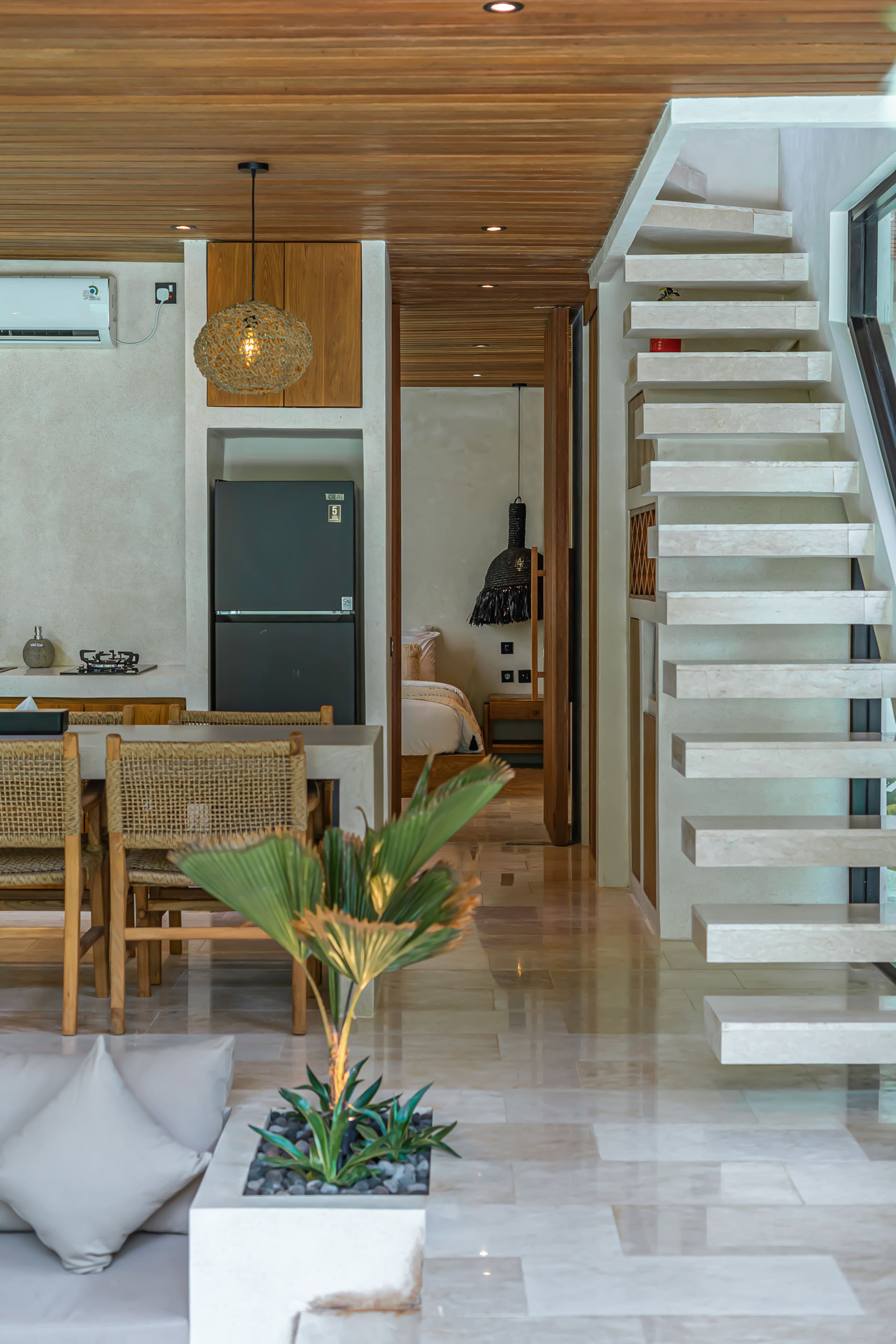 2BR Chic Tropical Villa• Minutes to Bingin Beaches 17