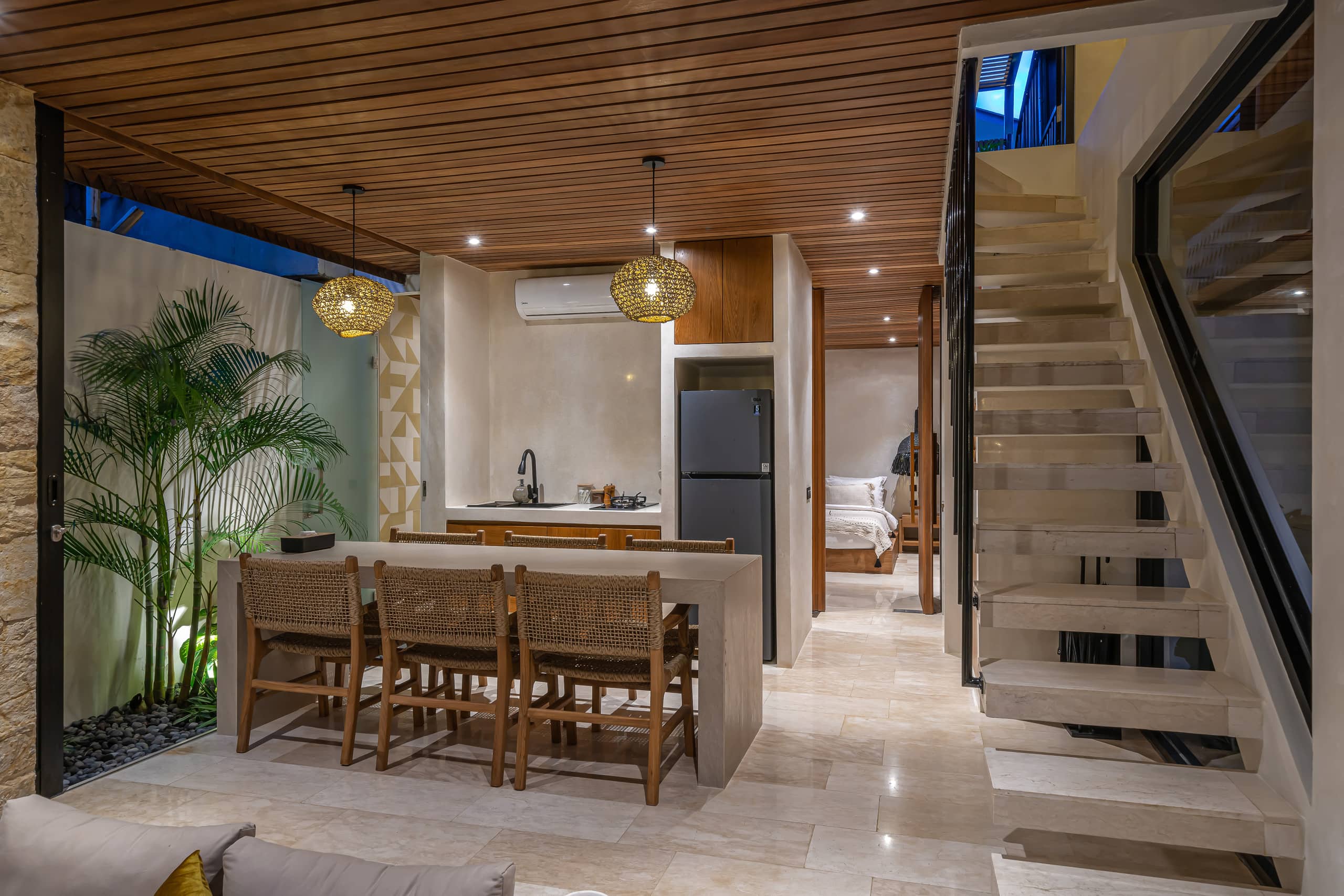 2BR Chic Tropical Villa• Minutes to Bingin Beaches 18
