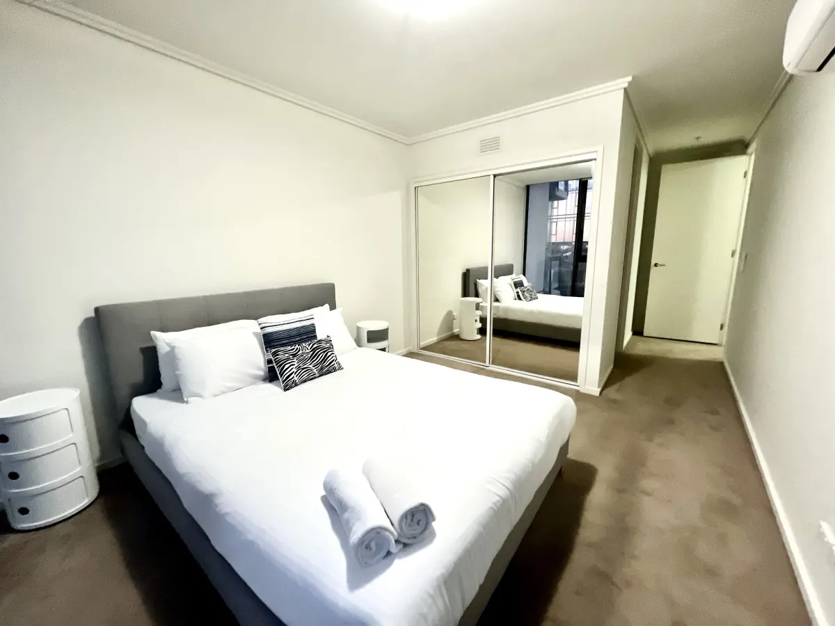 Readyset Apartment on Sentinel - 2 Bedrooms Apartments - K2 5