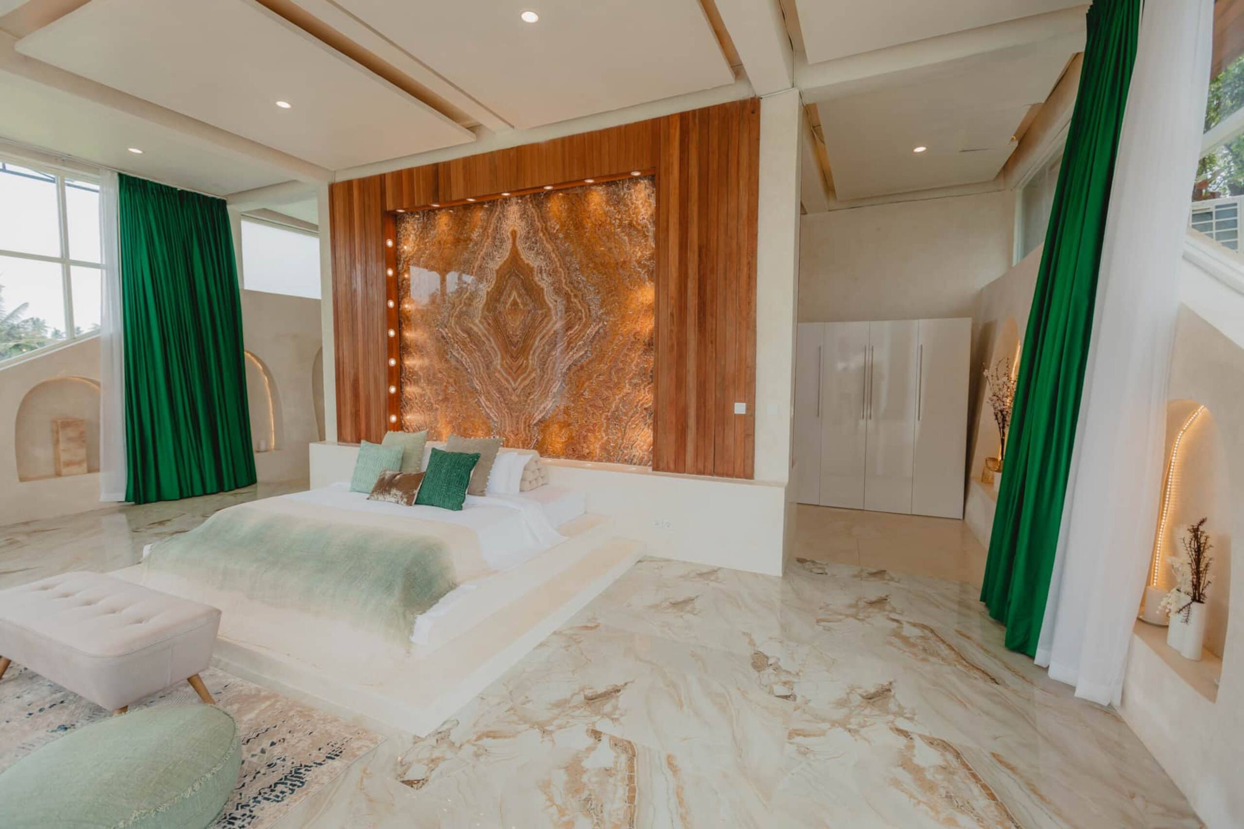 Viral Lux Villa w/ Waterslide @ VillaCellaBella 11