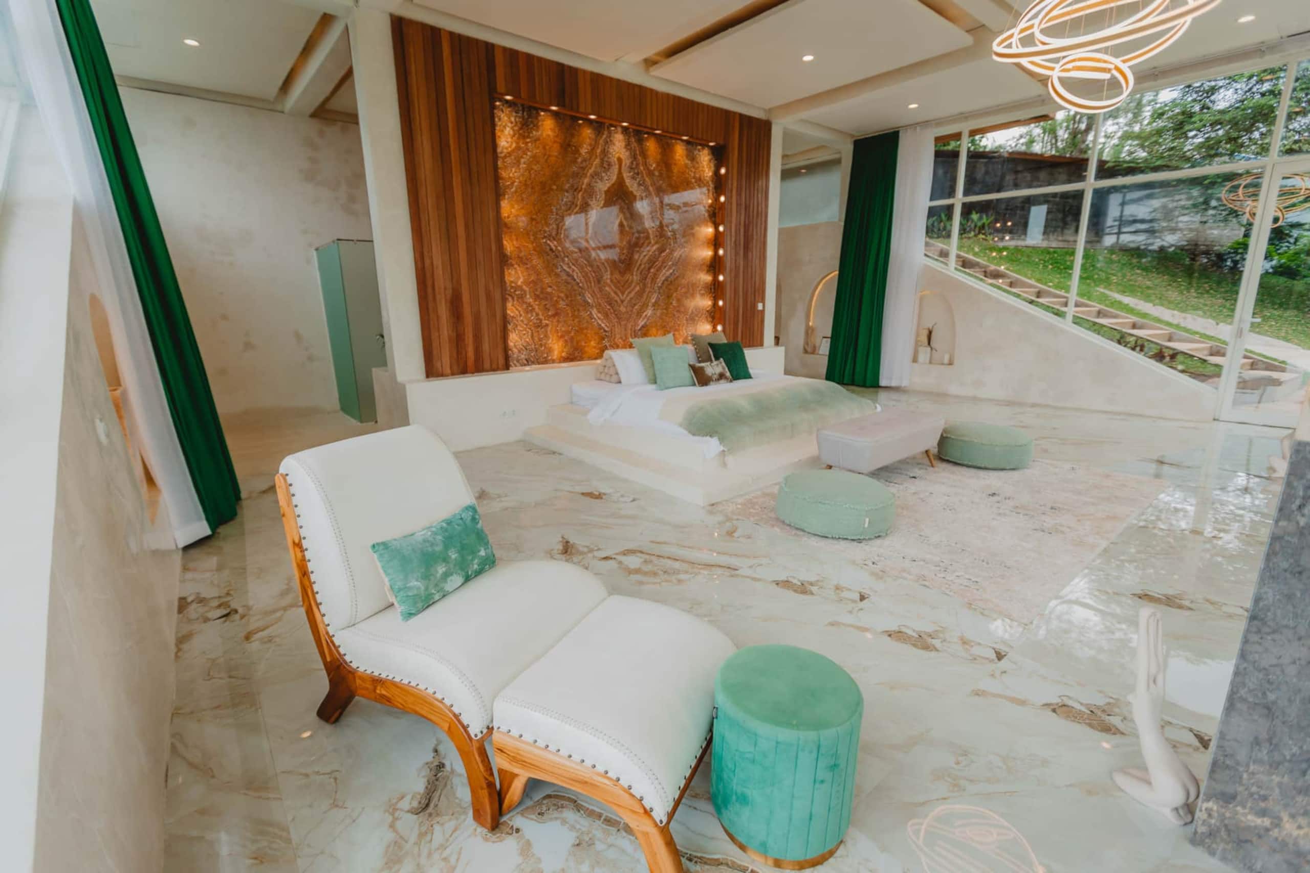 Viral Lux Villa w/ Waterslide @ VillaCellaBella 7