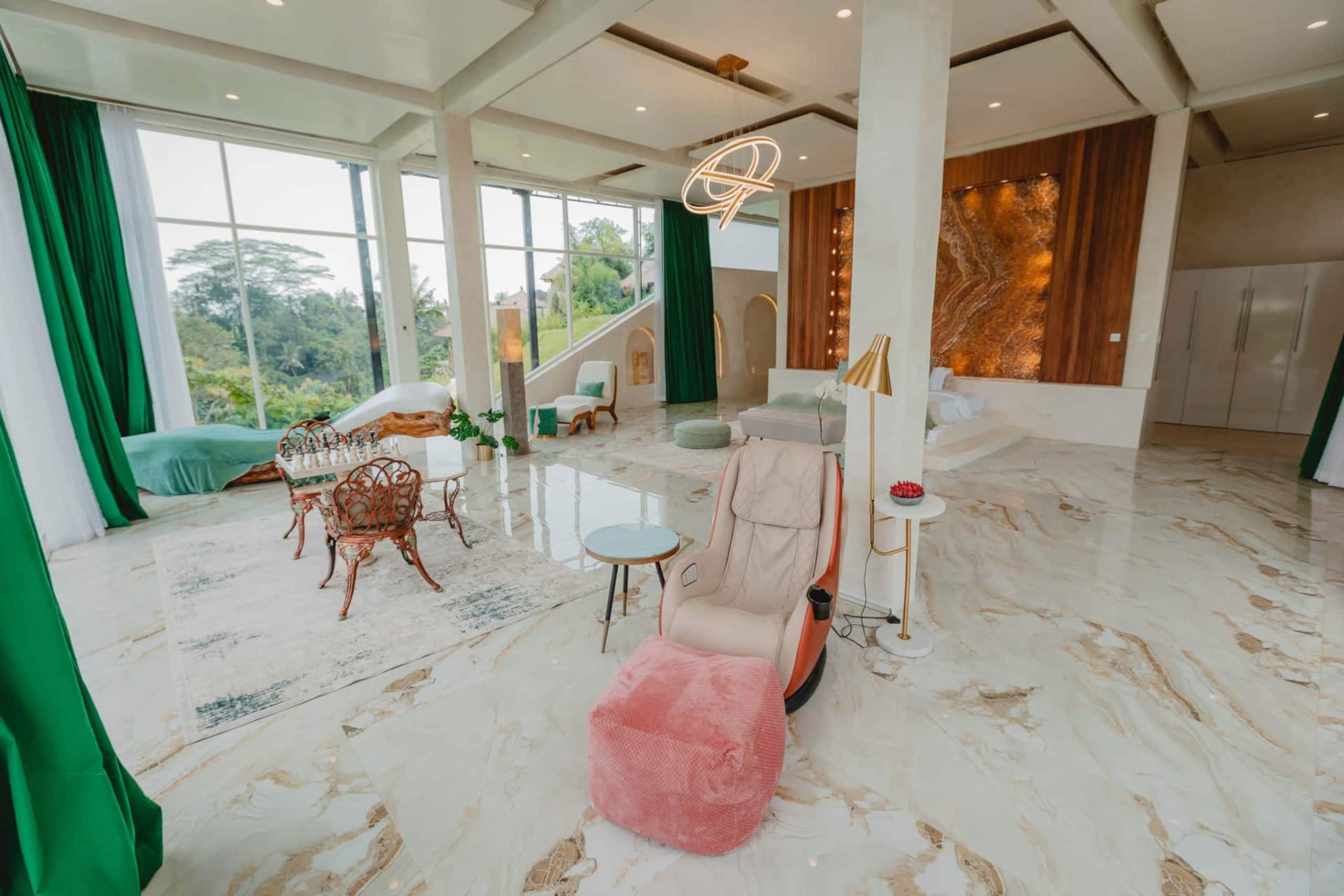 Viral Lux Villa w/ Waterslide @ VillaCellaBella 10