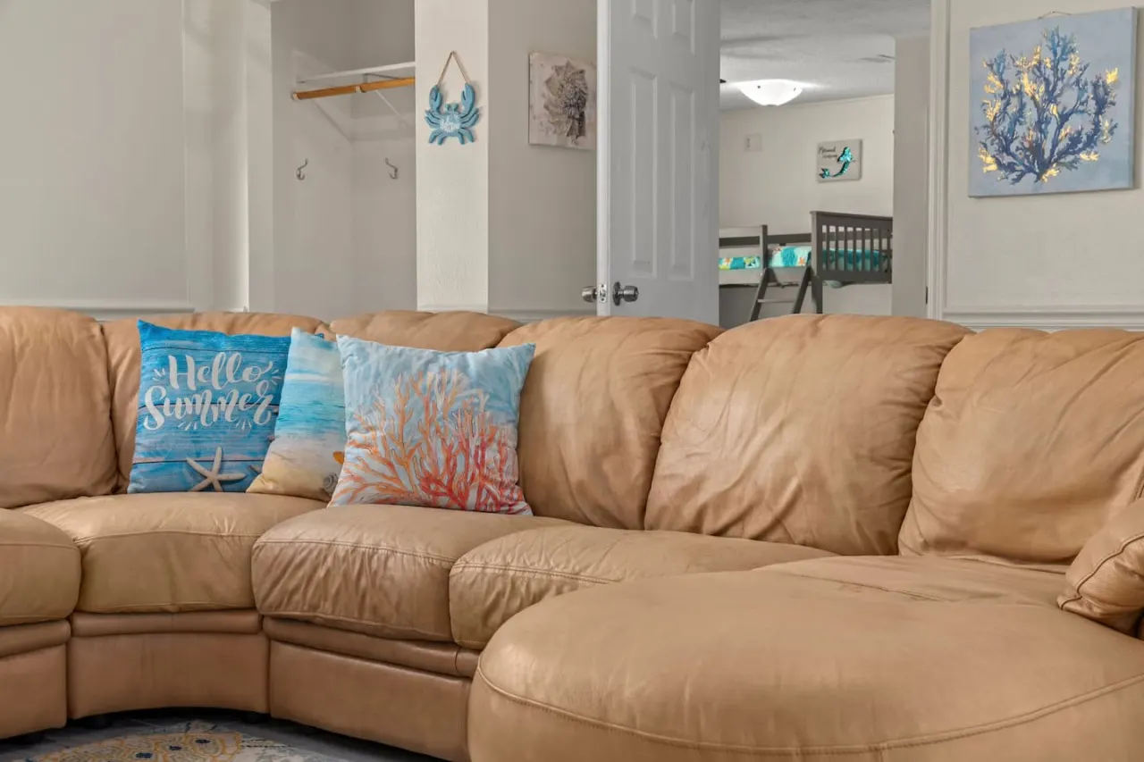 Guava Ohana ~ Cozy Coastal Home w/ Spa & Backyard Oasis 16
