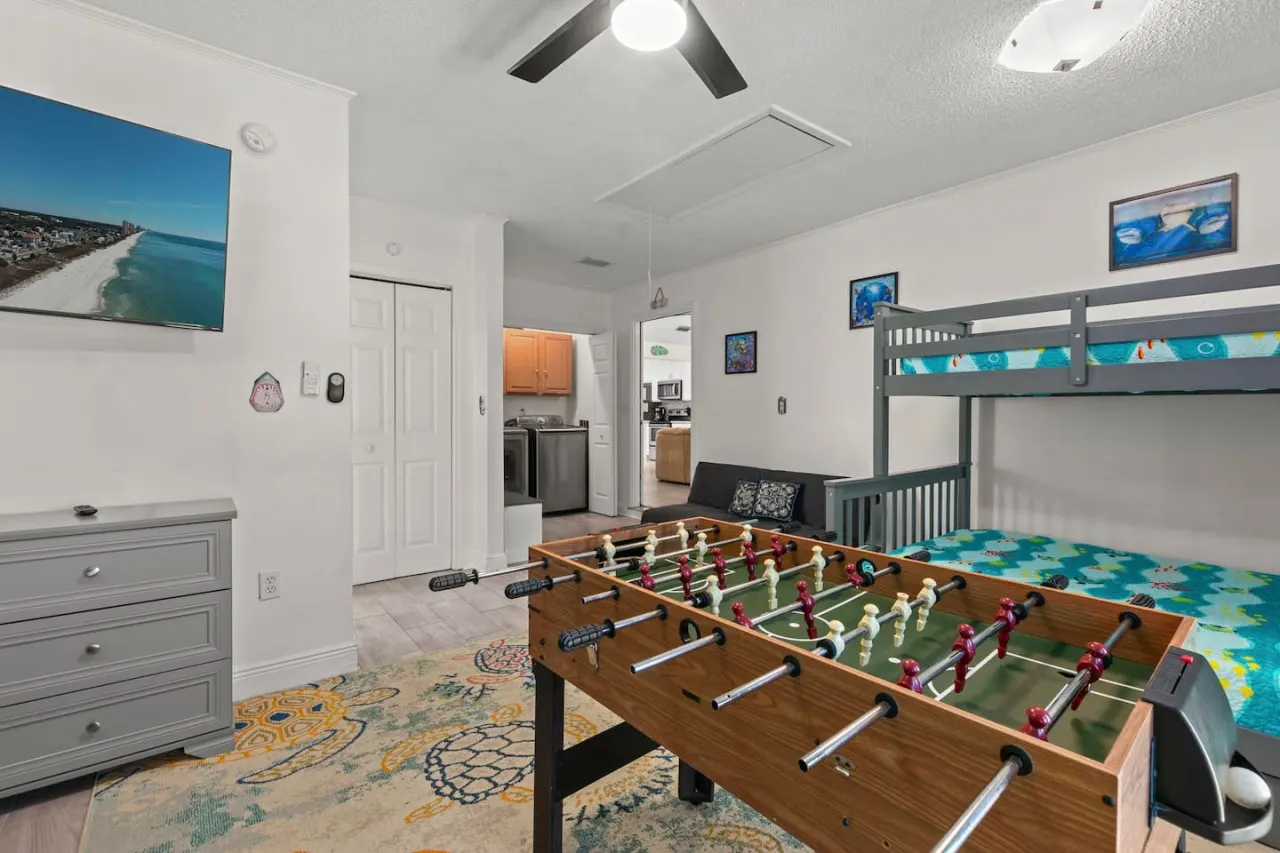 Guava Ohana ~ Cozy Coastal Home w/ Spa & Backyard Oasis 3