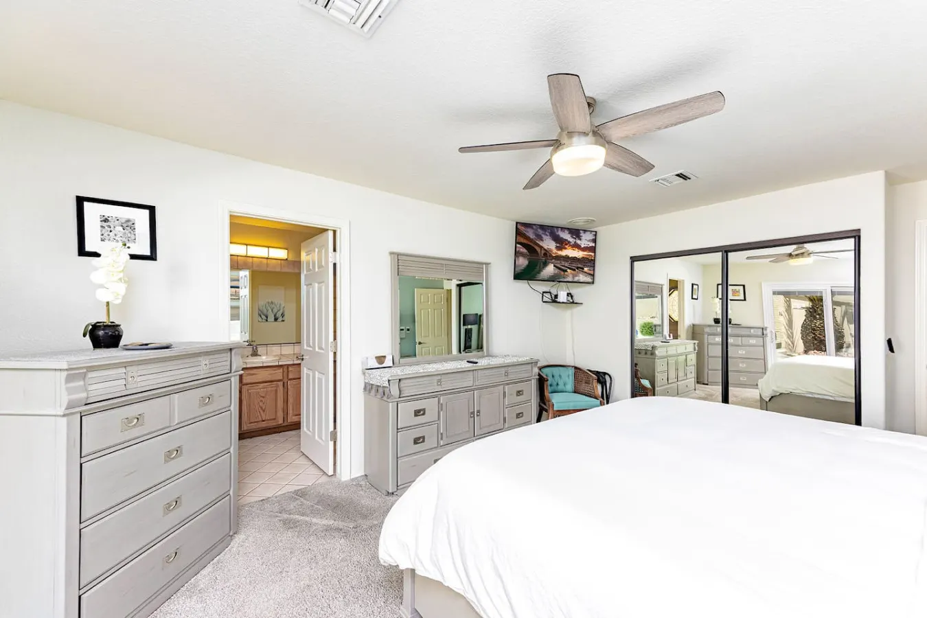 Havasu Chip - Pool, Spa, Basketball 14