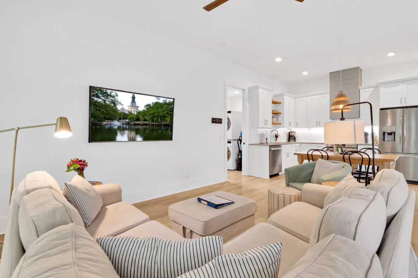 Bright Dreamy Cottage w/ Fenced Yard & Beach Pass 10