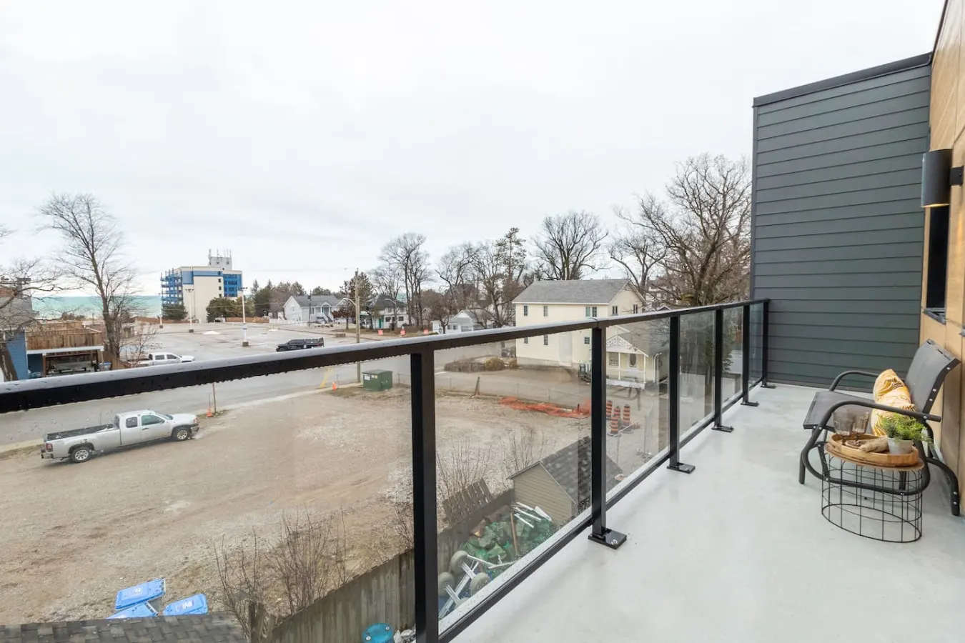1 Bedroom Condo- Hot Tub, 1 min to beach - 303 11