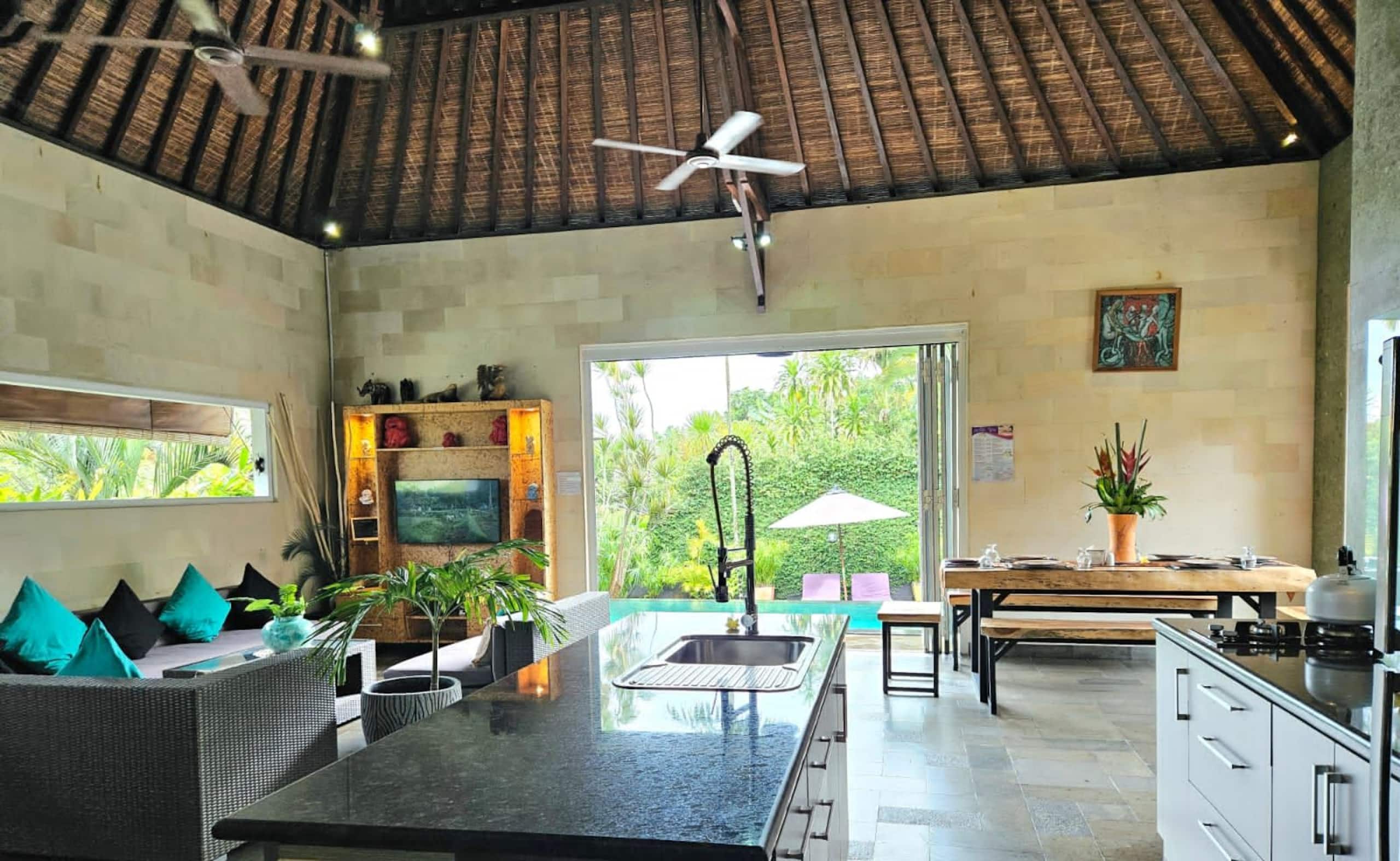 Villa Lalang Ambu. 
close to Balangan Beach — photo 3