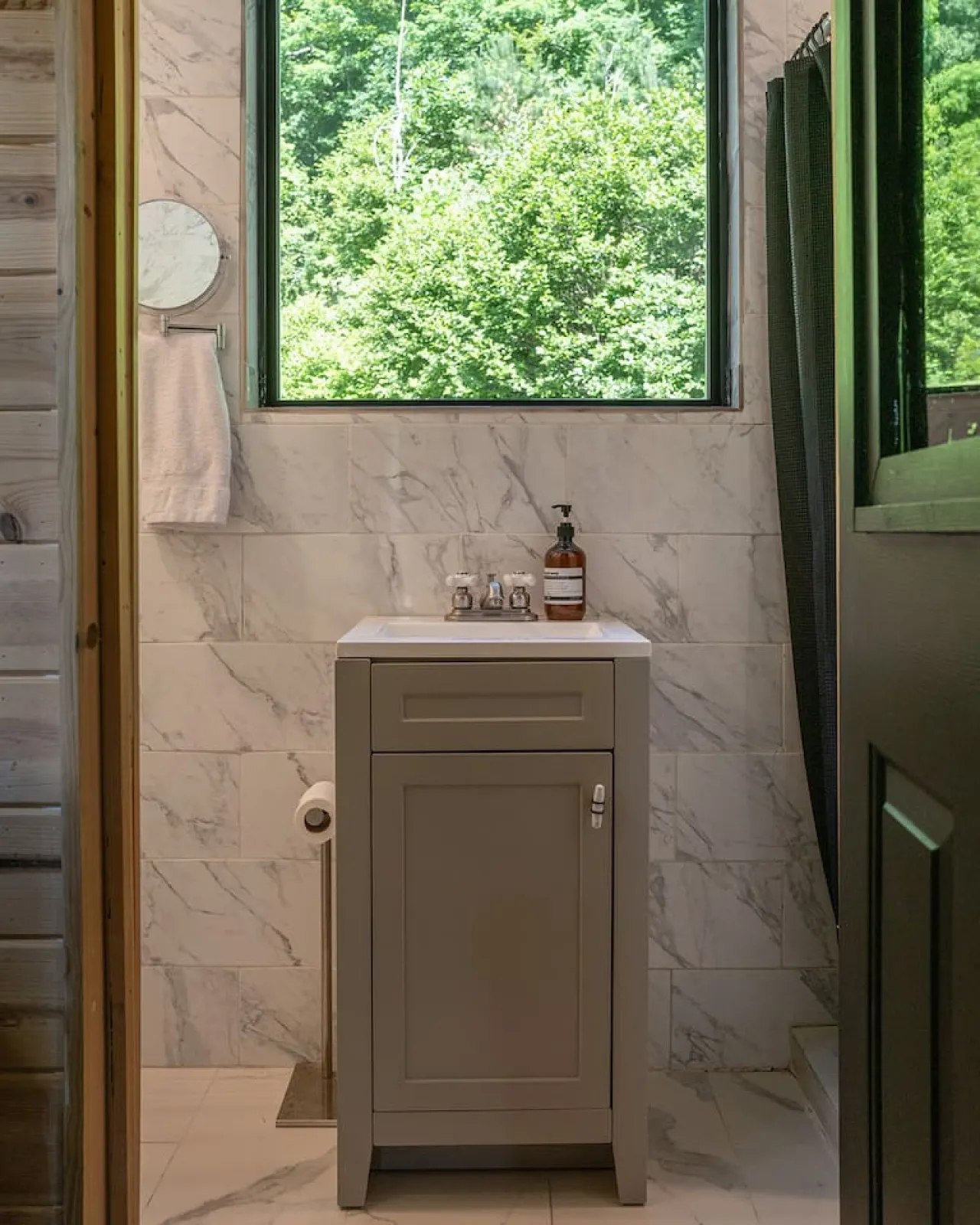 Secluded Getaway Hot Tub & Stargazing Deck 13