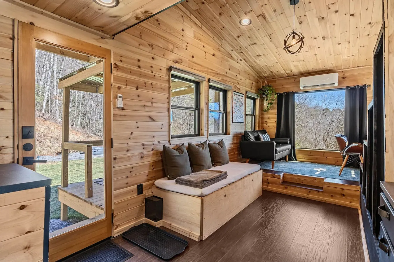 Secluded Getaway Hot Tub & Stargazing Deck 14