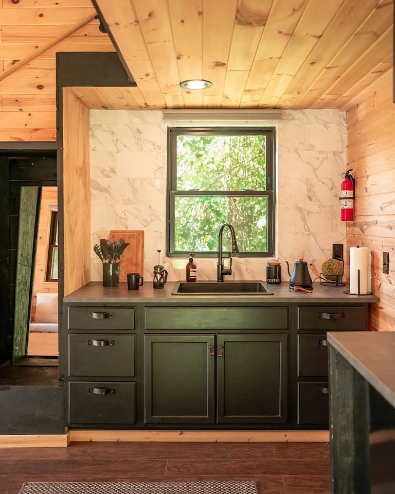 Secluded Getaway Hot Tub & Stargazing Deck 19