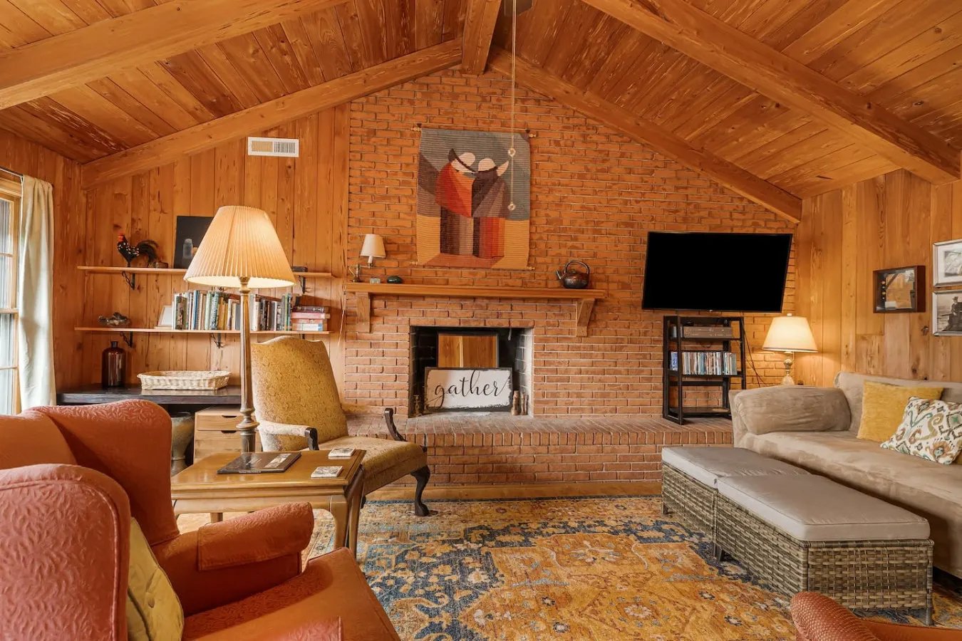 The Crows Nest Apt; Asheville; Smoky Mtns — photo 2