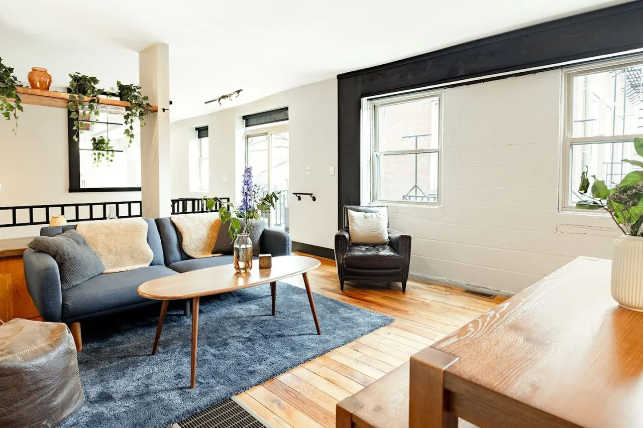 Lux Parkside 1BR Patio Free Parking Walk ALL 7