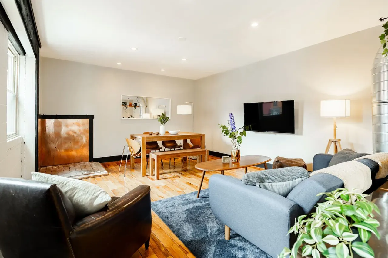 Lux Parkside 1BR Patio Free Parking Walk ALL 8
