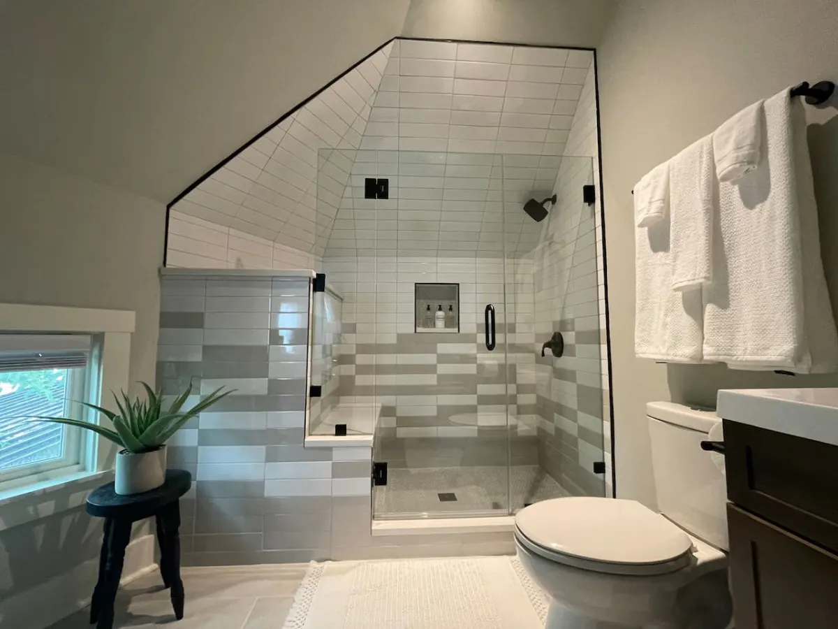 547 Carriage House Fletcher Home 2