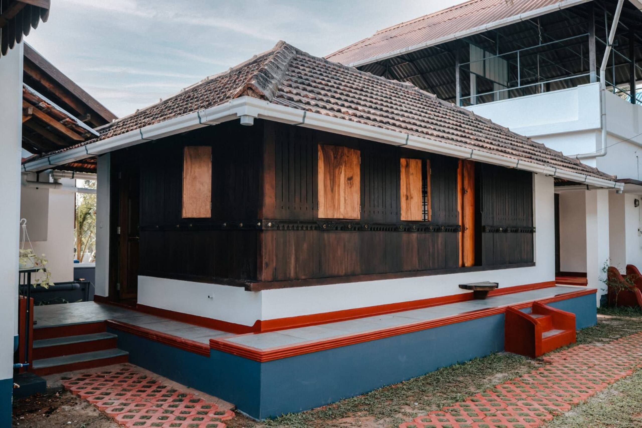 Kerala Wood House by Panangad Backwaters 3