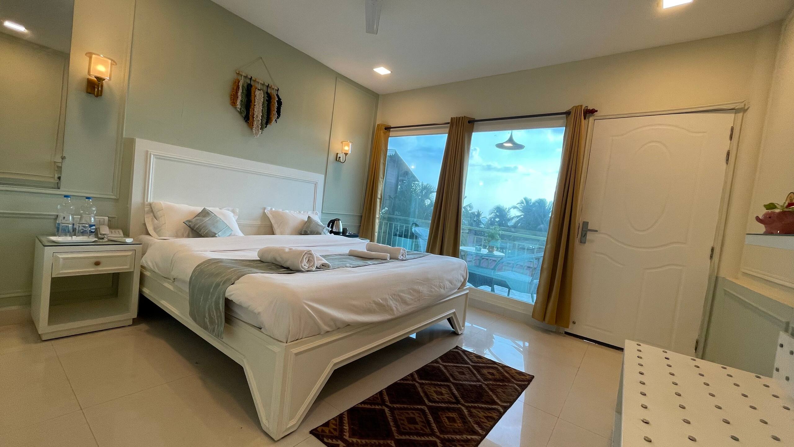 Hotel Solmere\t| Super Deluxe Room 2