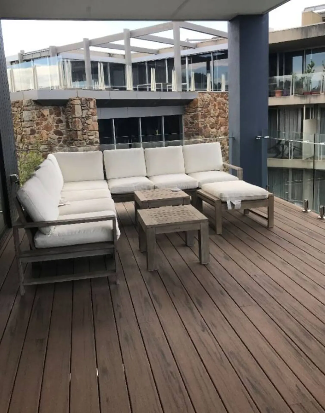 Beachfront Getaway, Torquay 7
