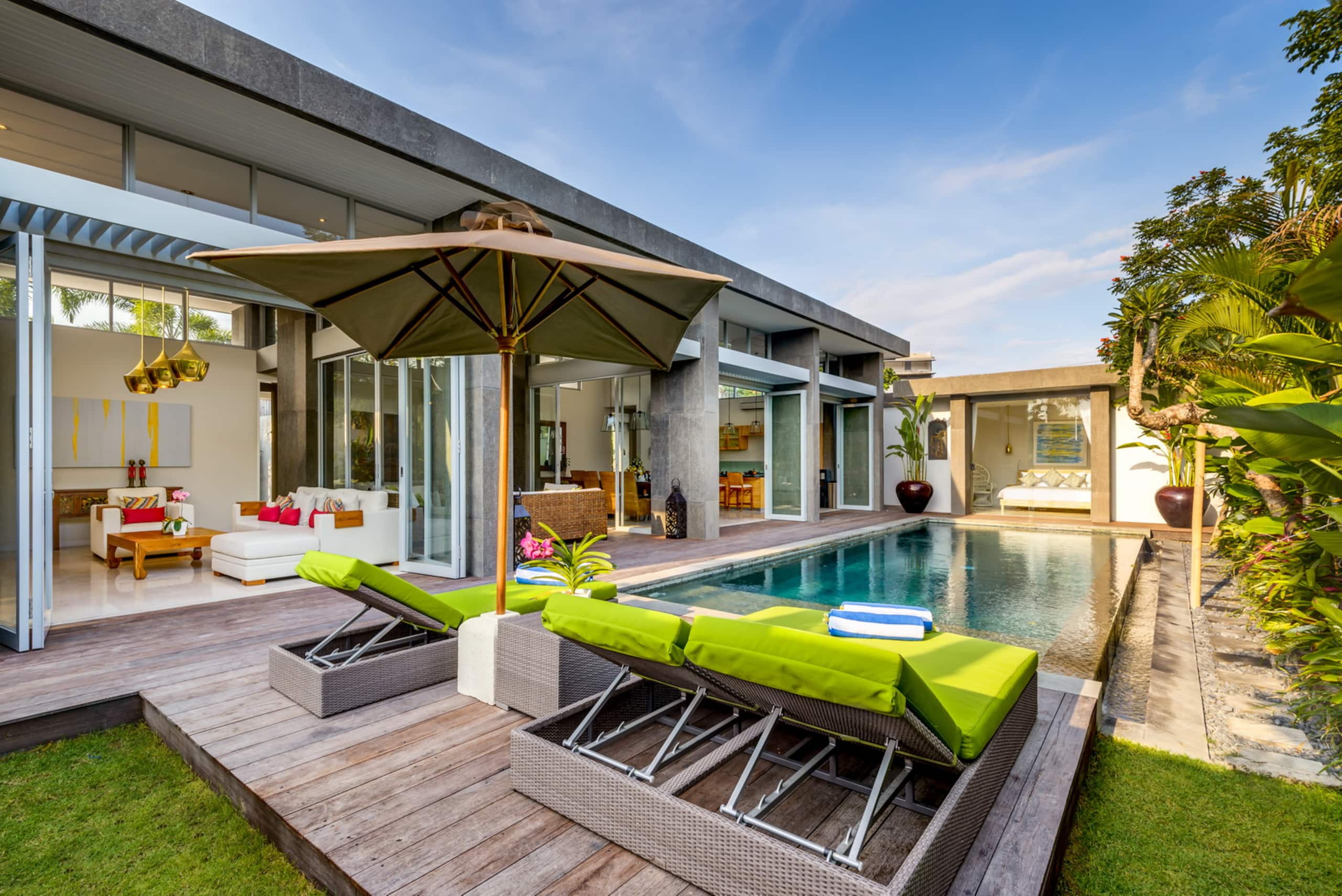 Luxury 4BR, Sleeps 8, Daily BF, Butler, 24hr Sec. — photo 2