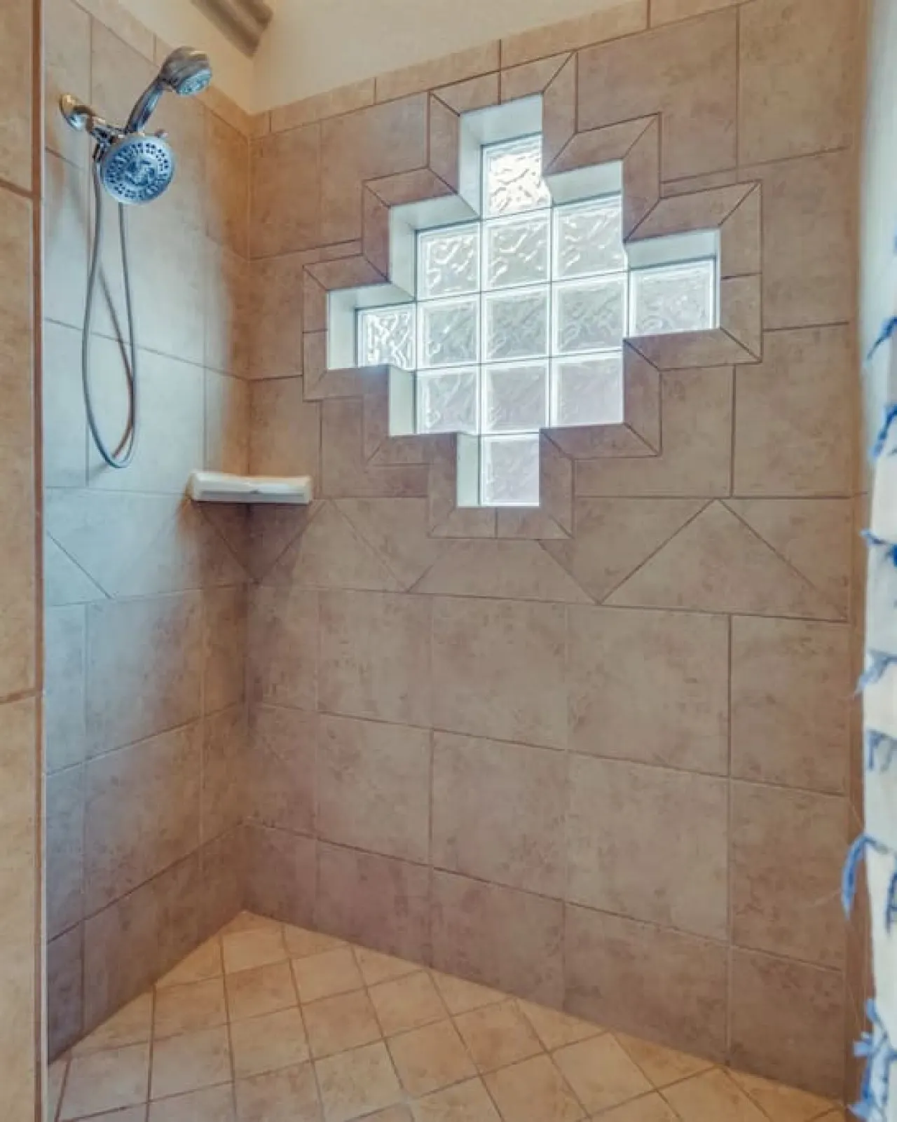 Havasu Cabana - Pool, Spa, Games, Lake View, Garage 20