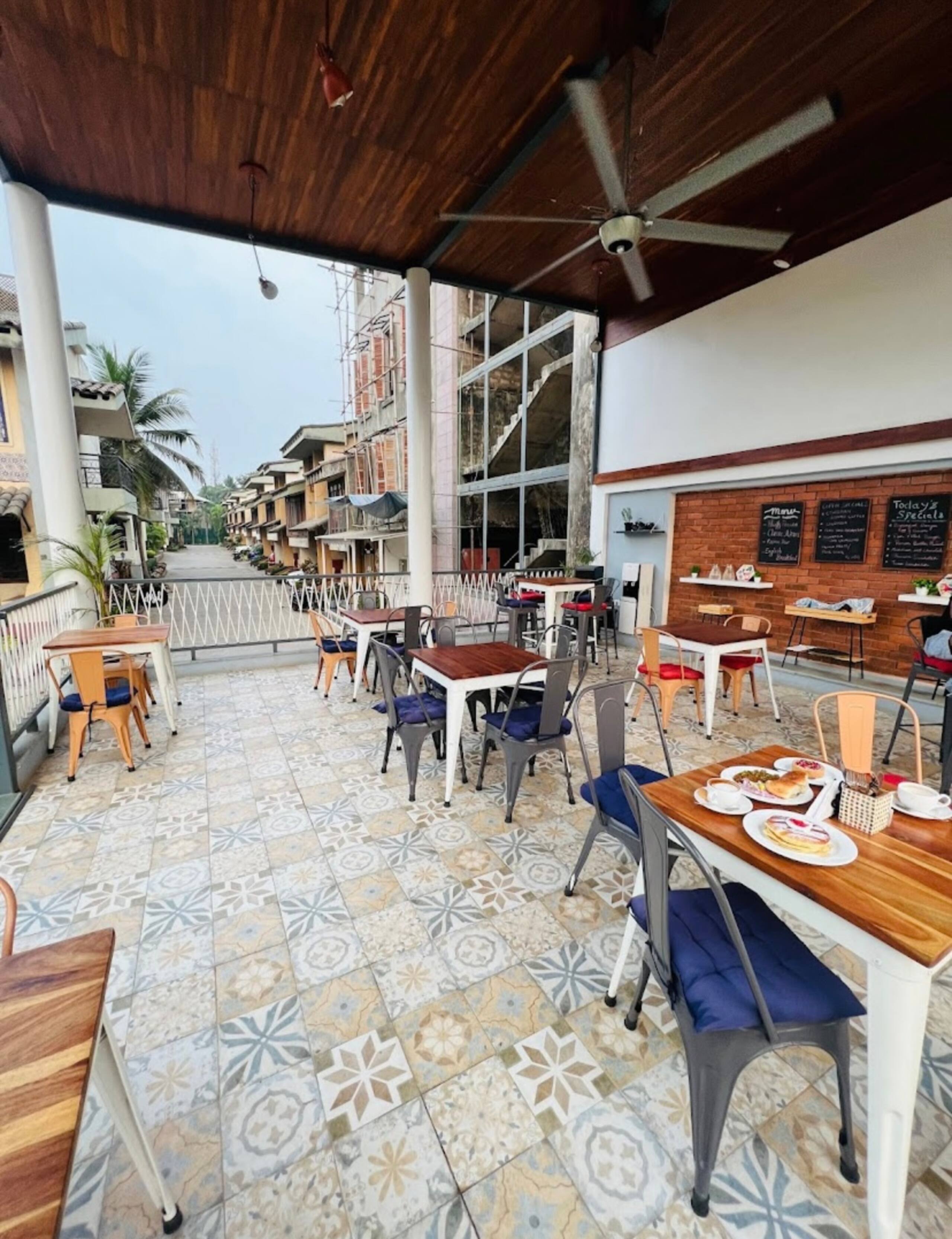 Penthouse Nirvaan Poolview OpenTerrace Beach 5 min 30