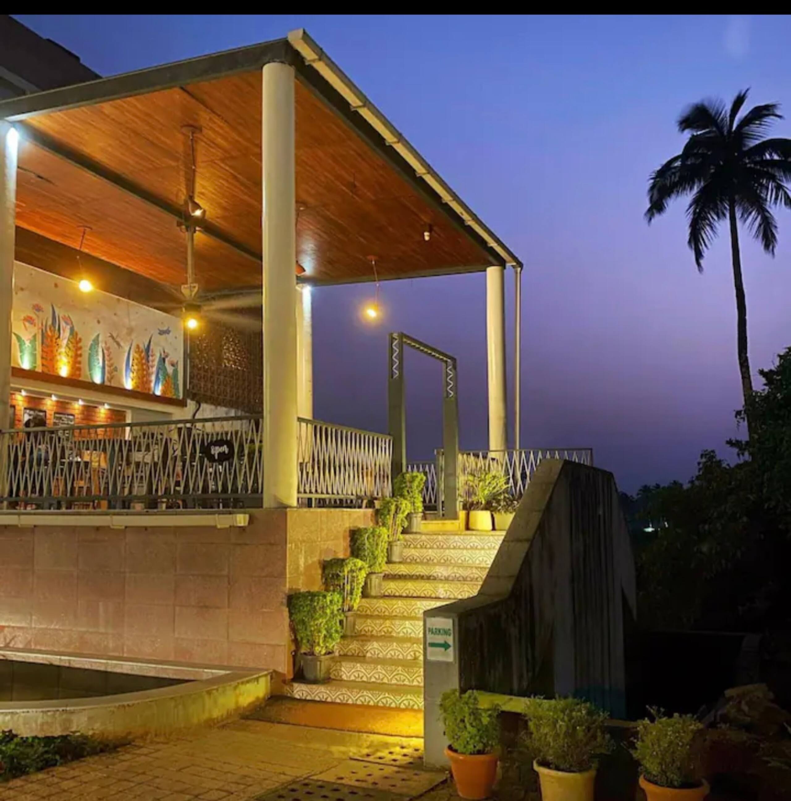 Penthouse Nirvaan Poolview OpenTerrace Beach 5 min 28