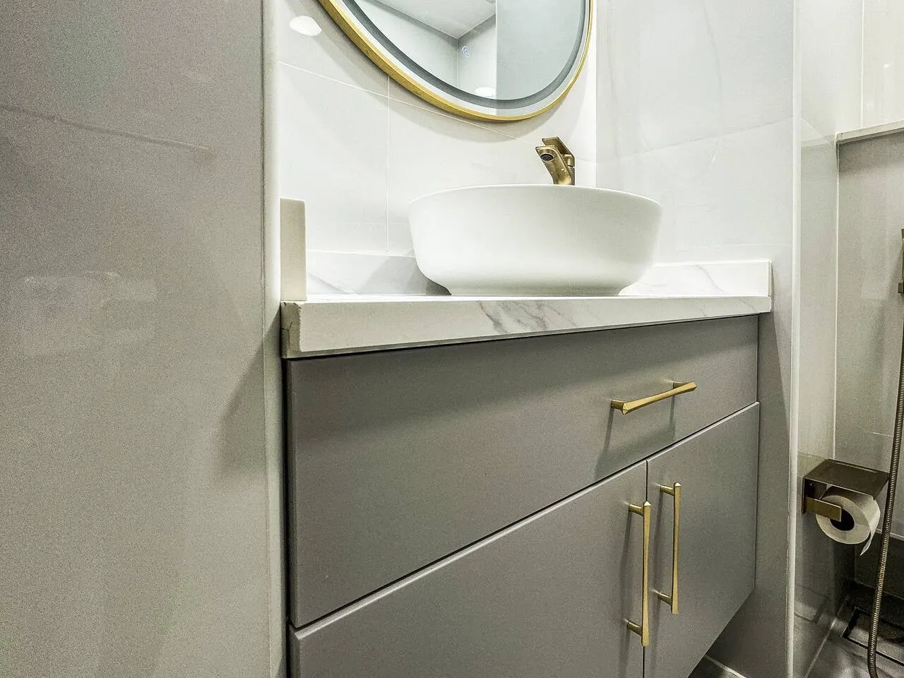 DreamShoma -2BR Deluxe Downtown Skyview 9