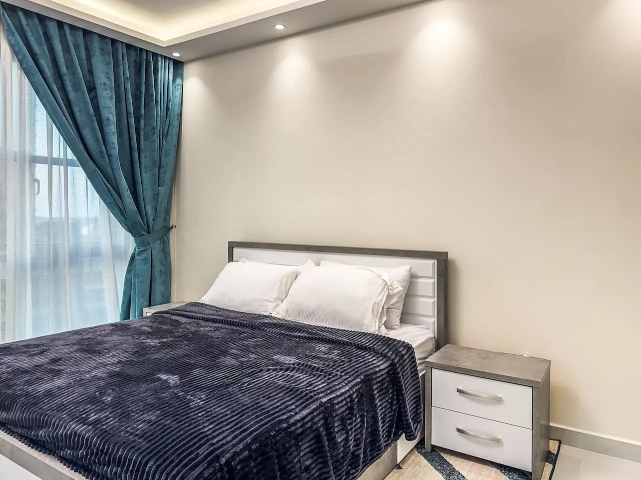 DreamShoma -2BR Deluxe Downtown Skyview 18