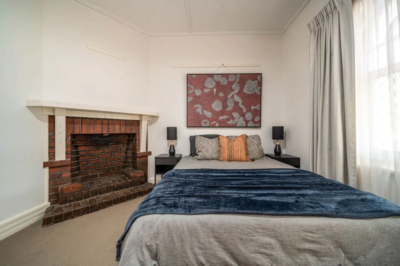 Redgum on Rugless—Coastal Charm near Glenelg Beach 19