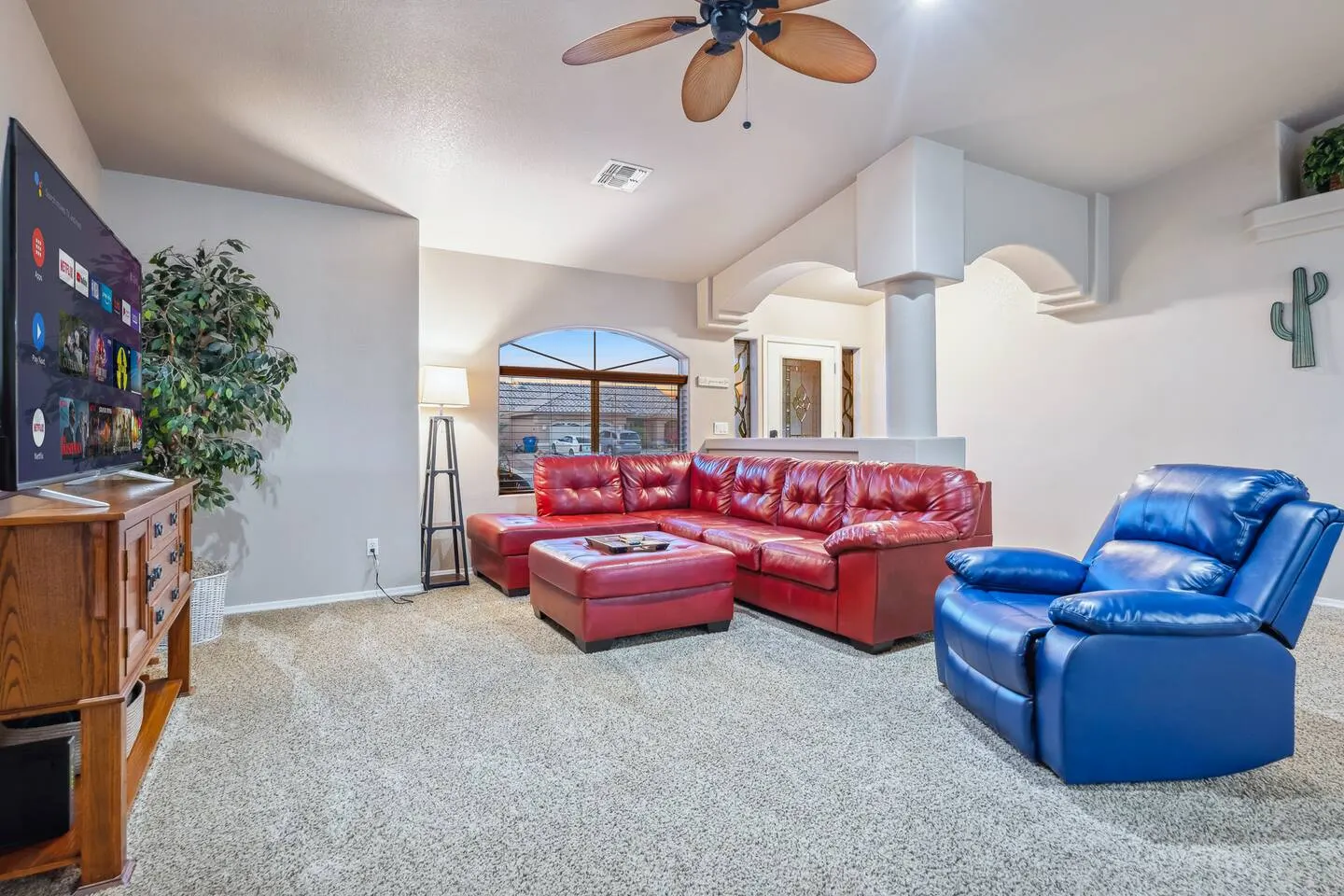Free Heated Pool w/ 7 Nights! Spa Sleeps 10 12