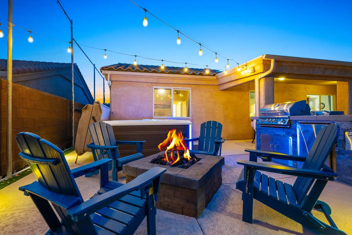 Free Heated Pool w/ 7 Nights! | Spa | Sleeps 10 — photo 3