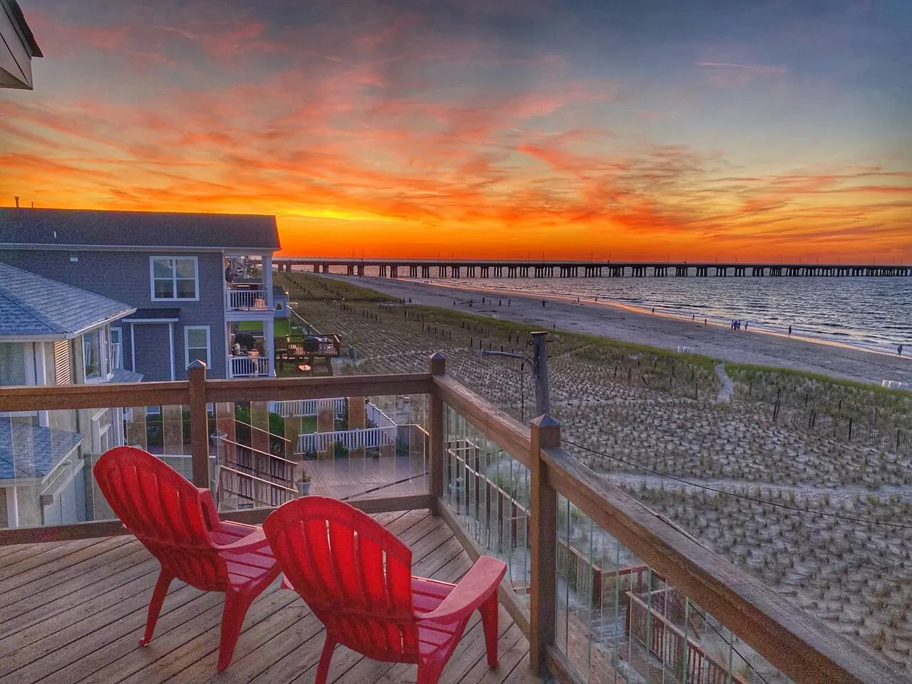 Chic’s Beach Home | Ocean Views + Steps to Sand