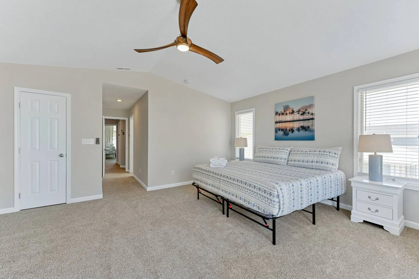Chic’s Beach Home Ocean Views + Steps to Sand 20