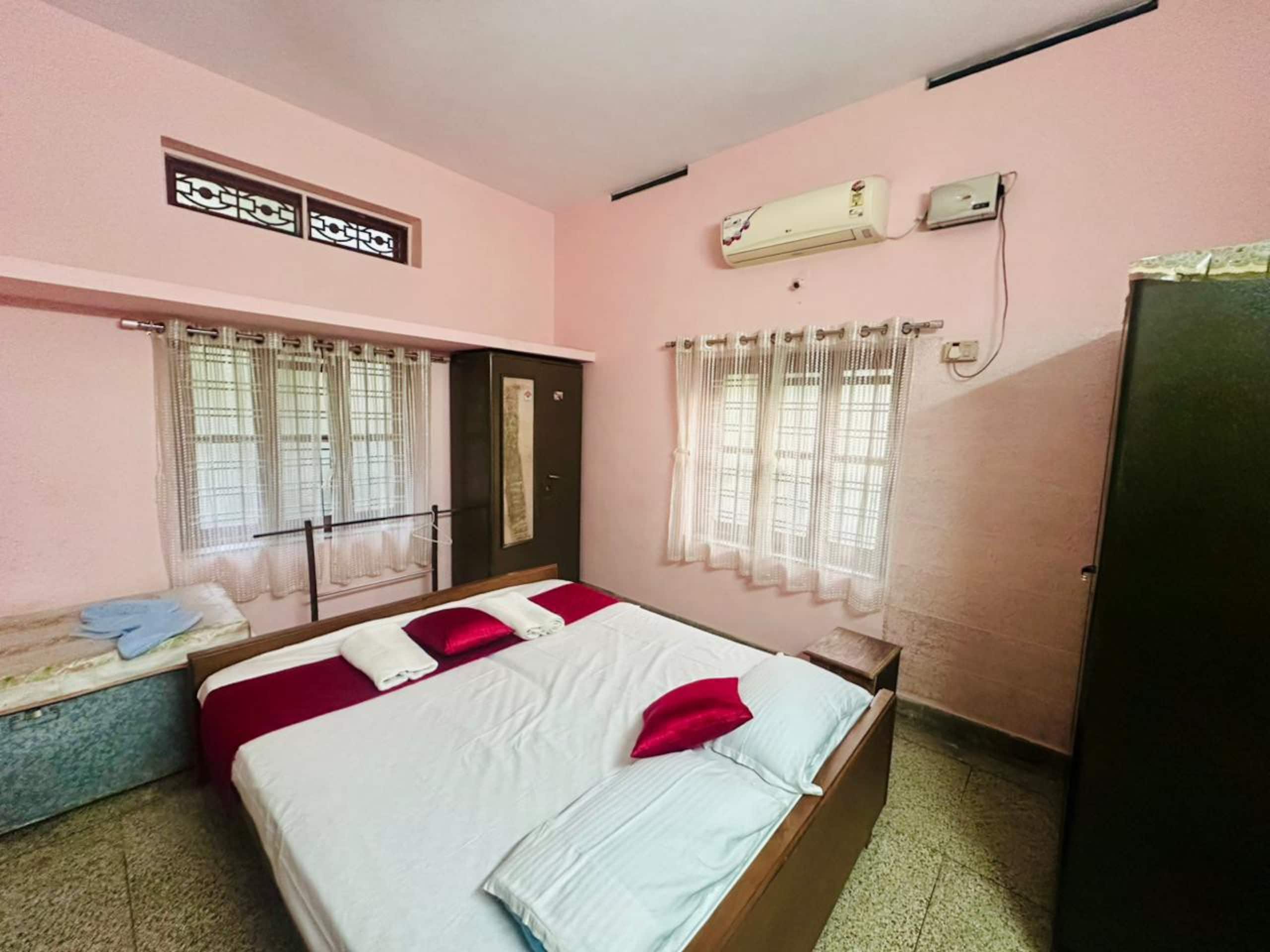 Vallamkulam-Thiruvalla Mansion 13
