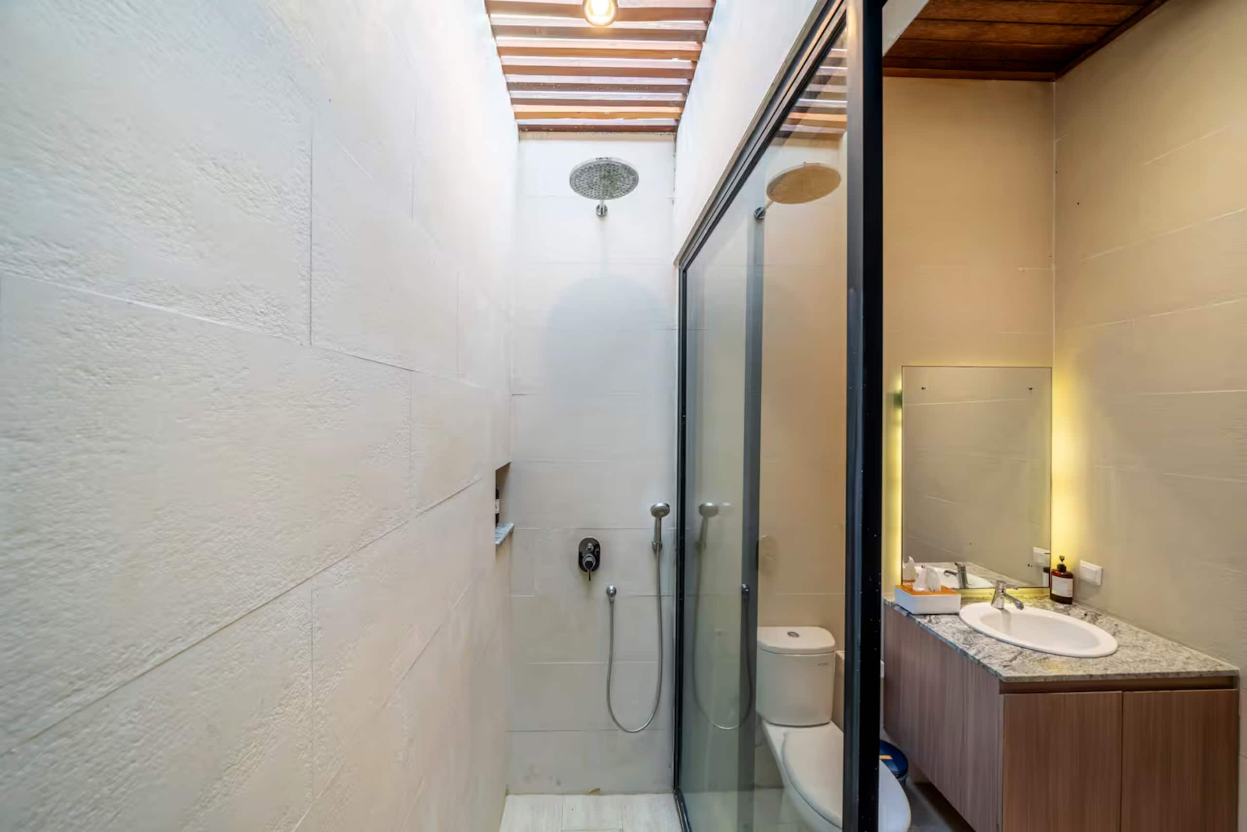 LaBumbak, Tranquil Private Pool Villa Near Canggu 23