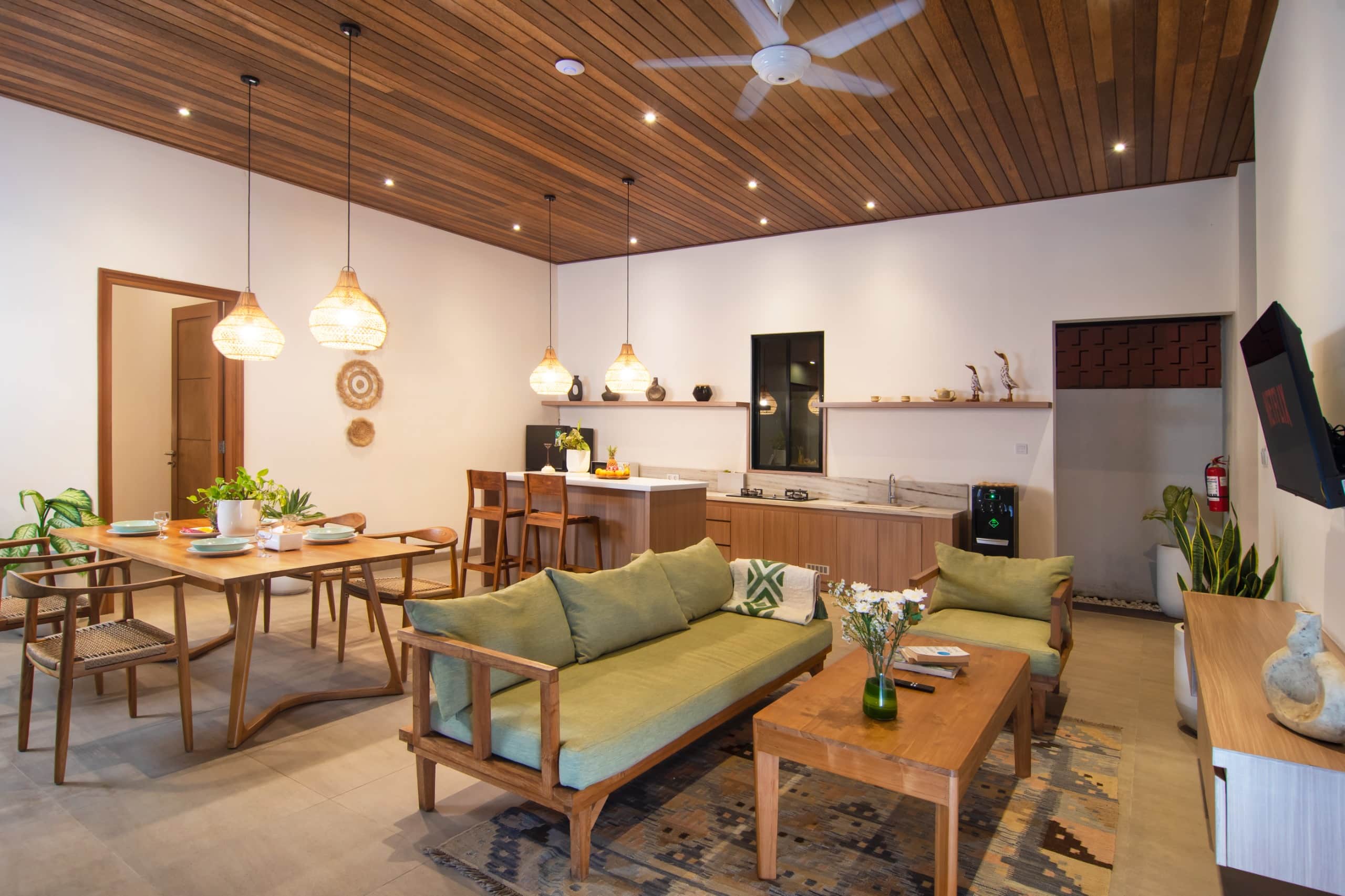 LaBumbak, Tranquil Private Pool Villa Near Canggu 8