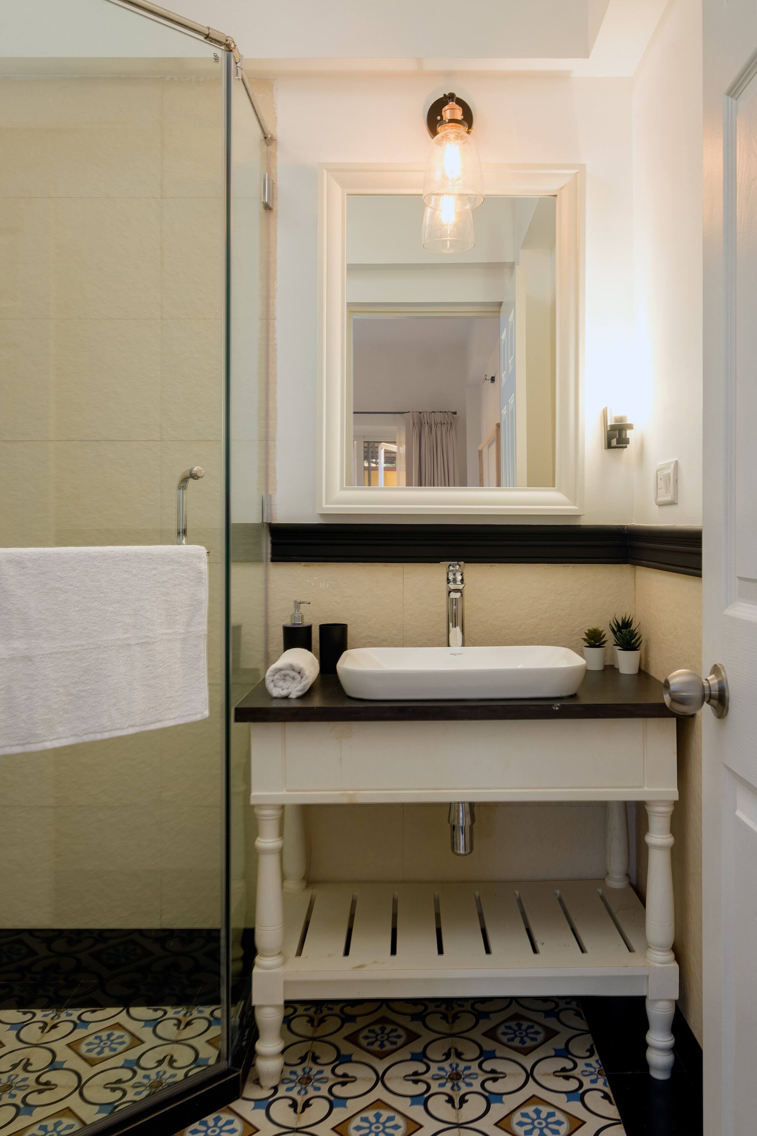 Yucca by CasaFlip - Luxury 2BHK in Candolim 35